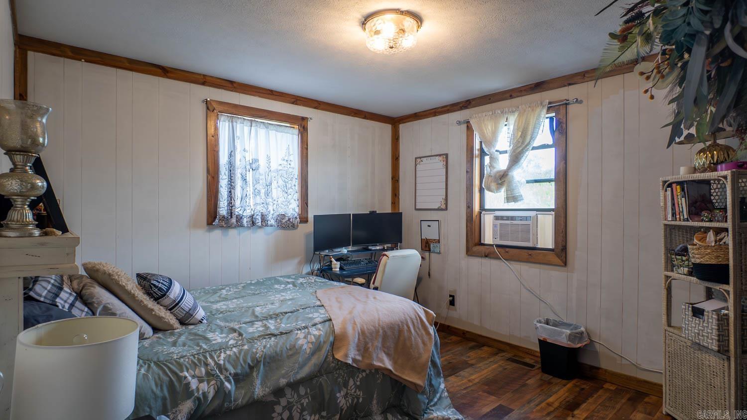MAMMOTH SPRING ORIGINAL - Residential