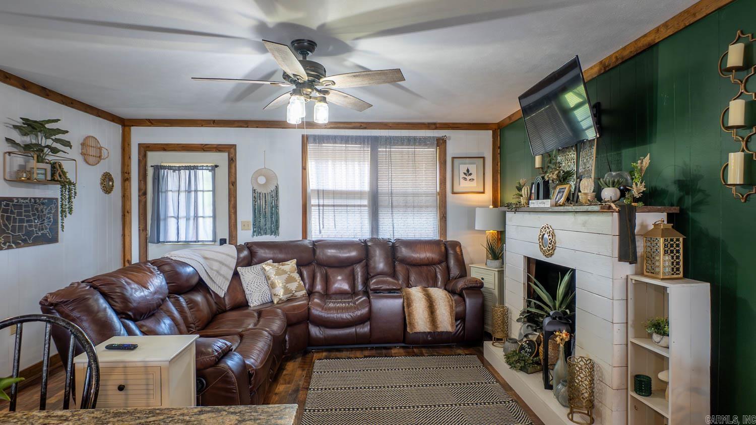 MAMMOTH SPRING ORIGINAL - Residential