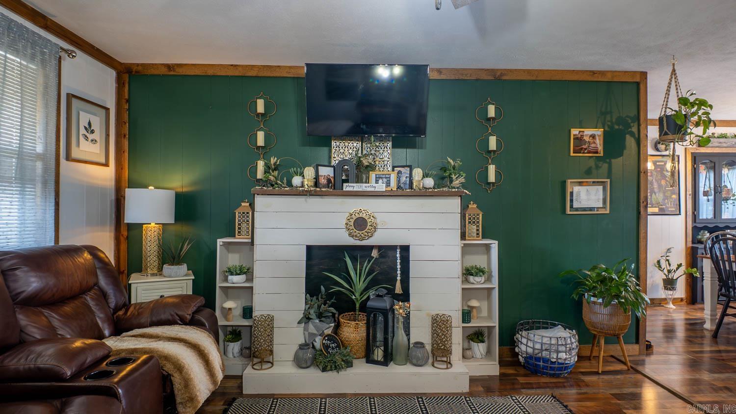 MAMMOTH SPRING ORIGINAL - Residential
