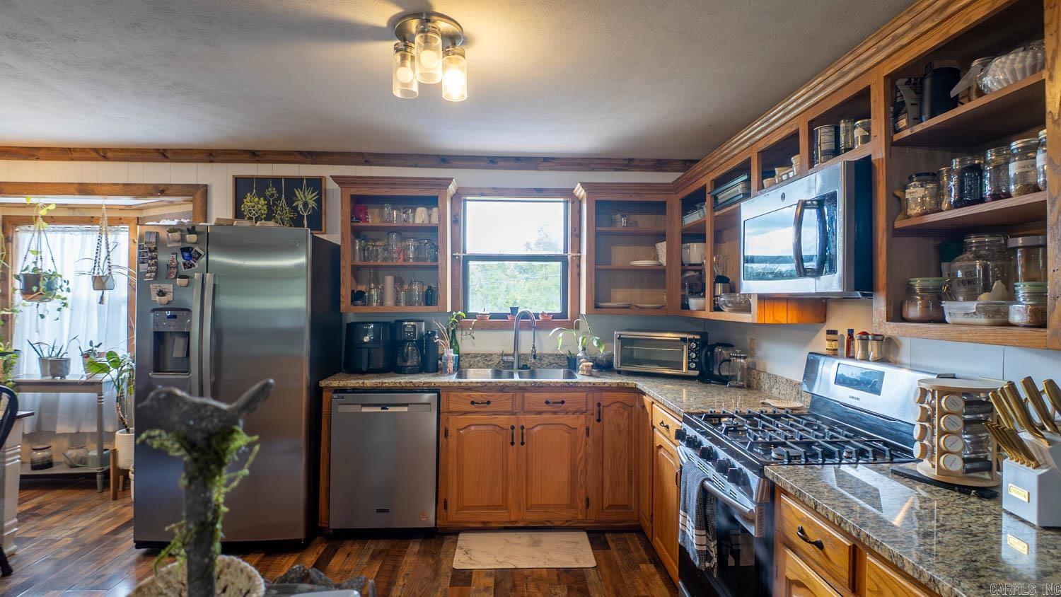 MAMMOTH SPRING ORIGINAL - Residential