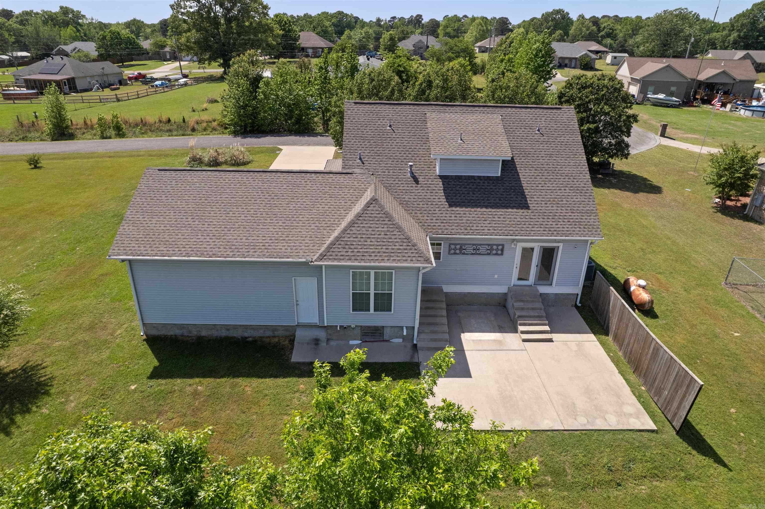 TRIPLE J ESTATES - Residential