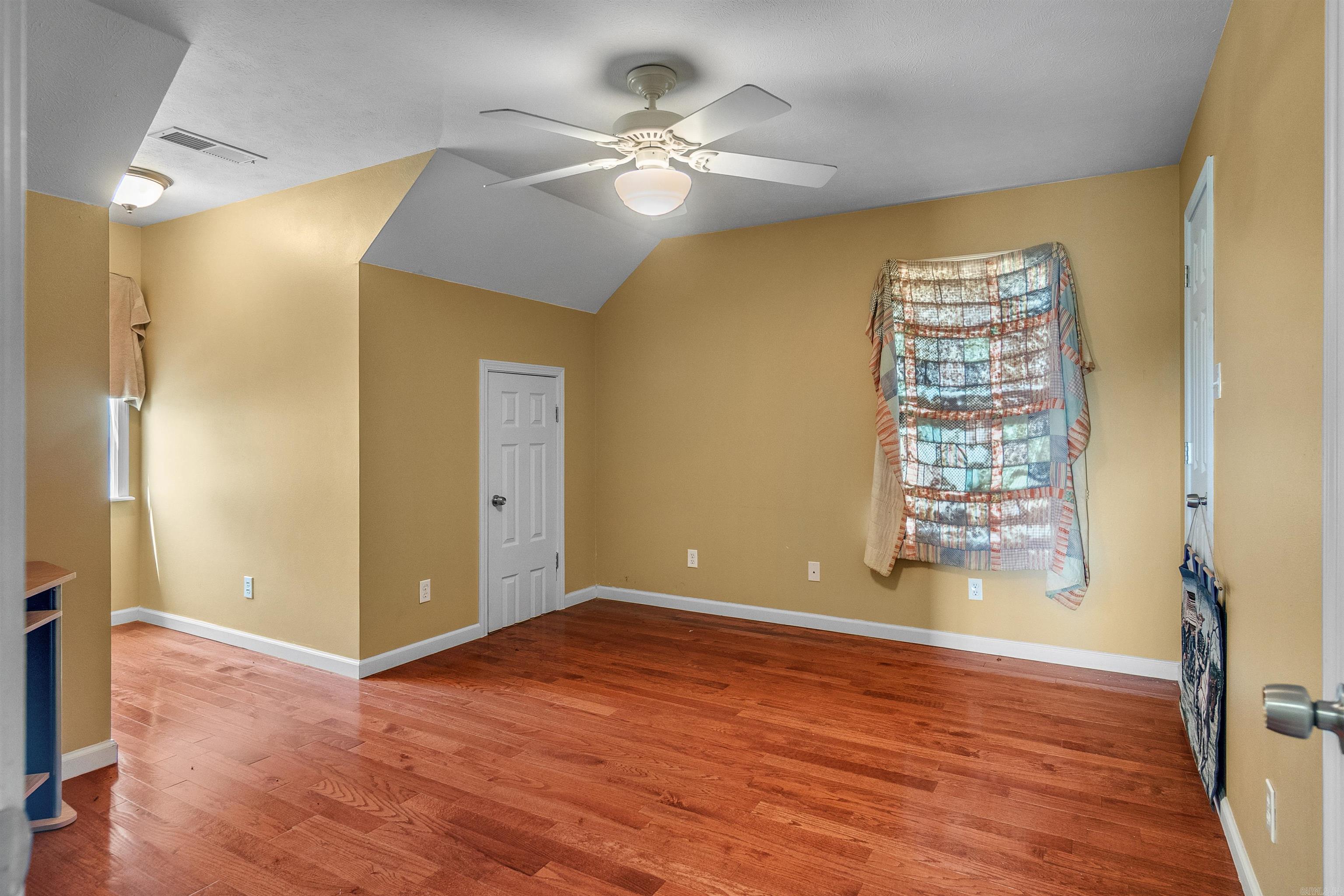 TRIPLE J ESTATES - Residential