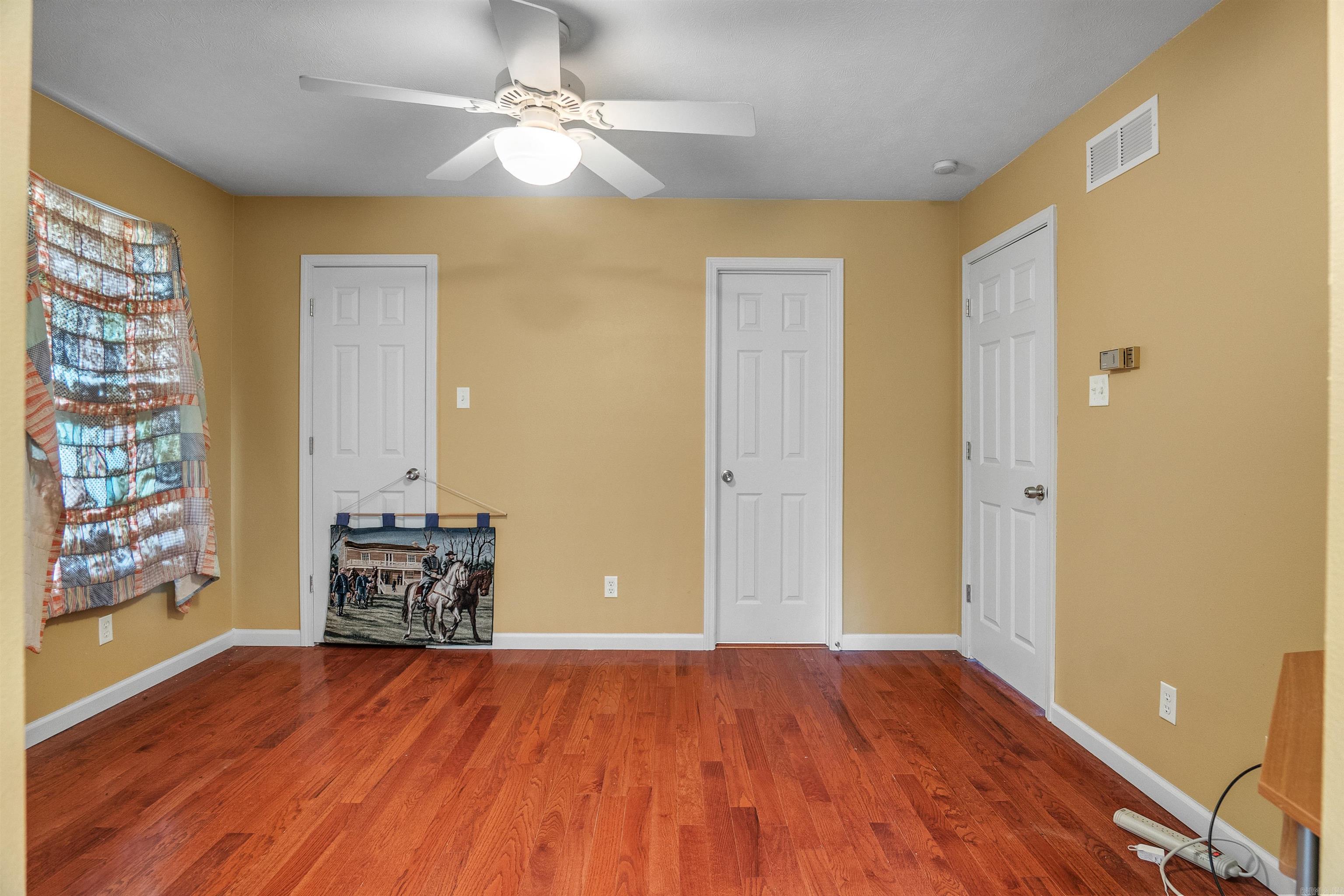 TRIPLE J ESTATES - Residential