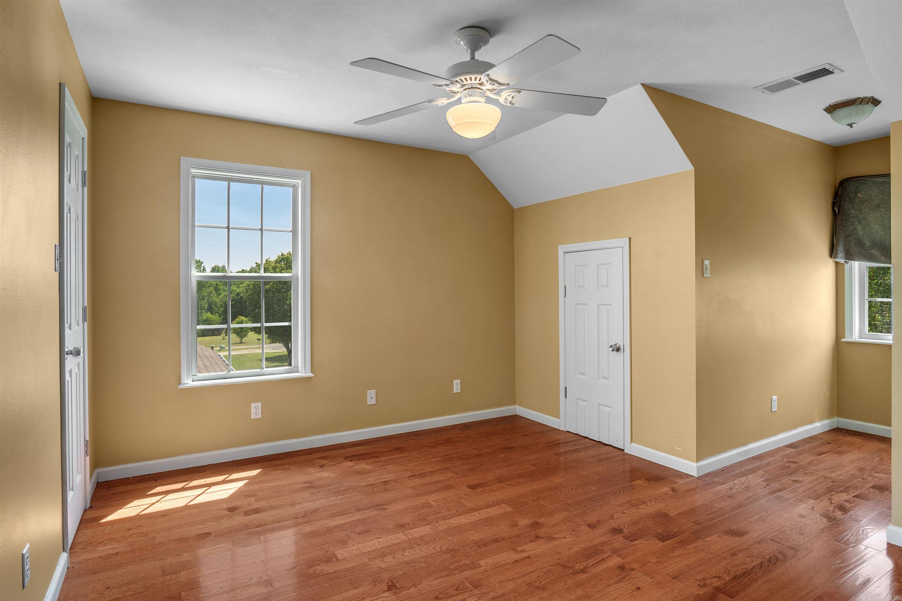 TRIPLE J ESTATES - Residential