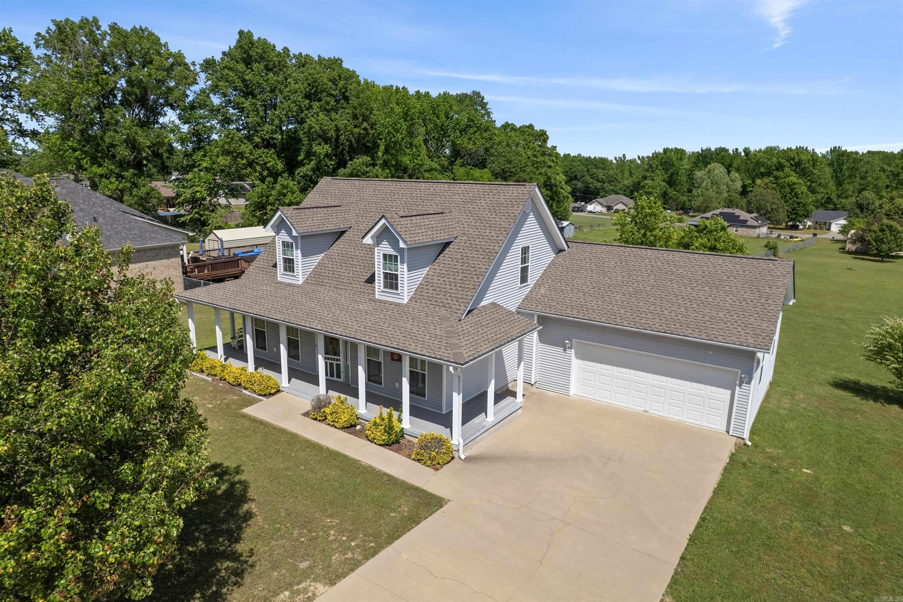 TRIPLE J ESTATES - Residential