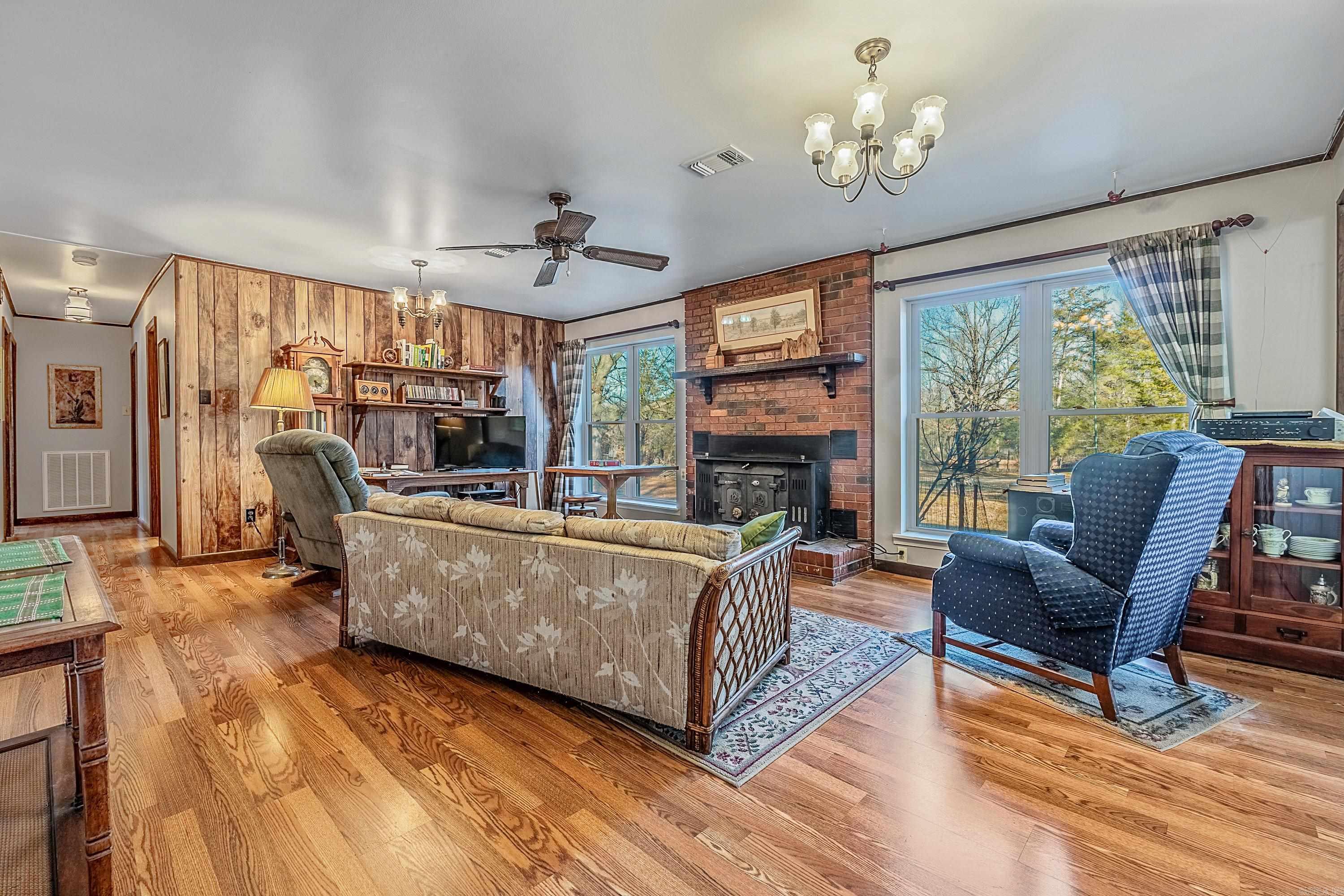 Metes & Bounds - Residential