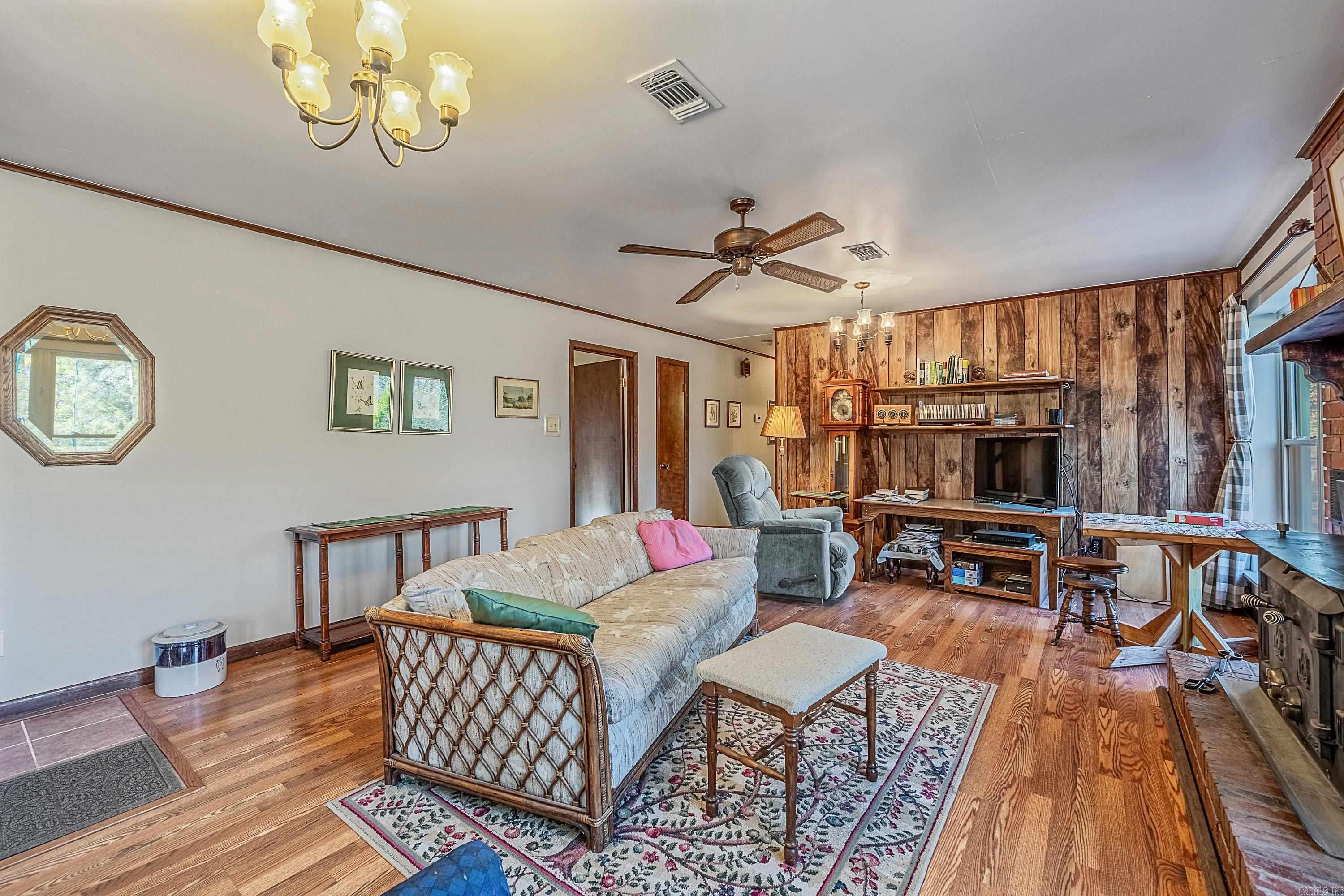 Metes & Bounds - Residential