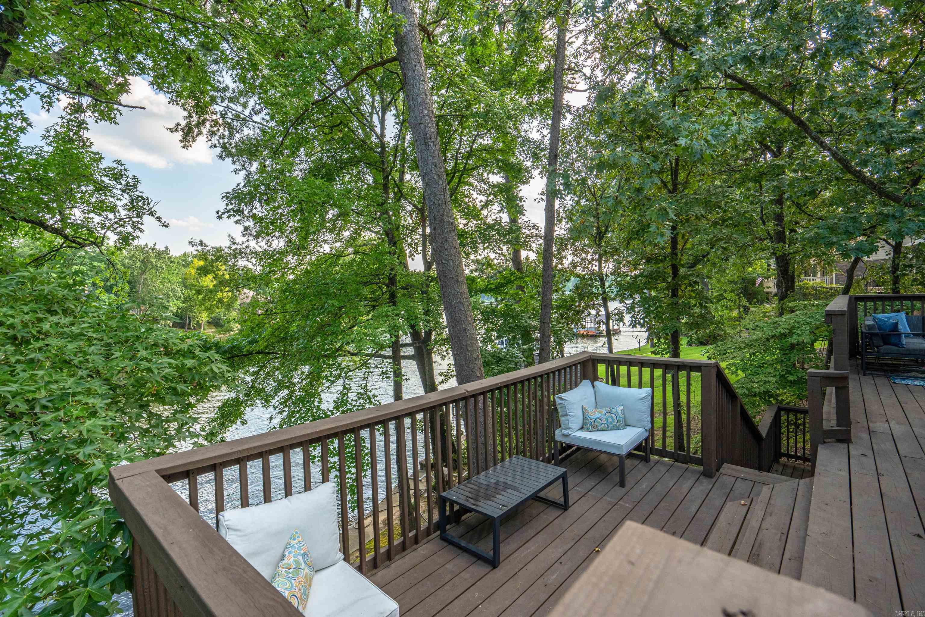 Driftwood Point - Residential