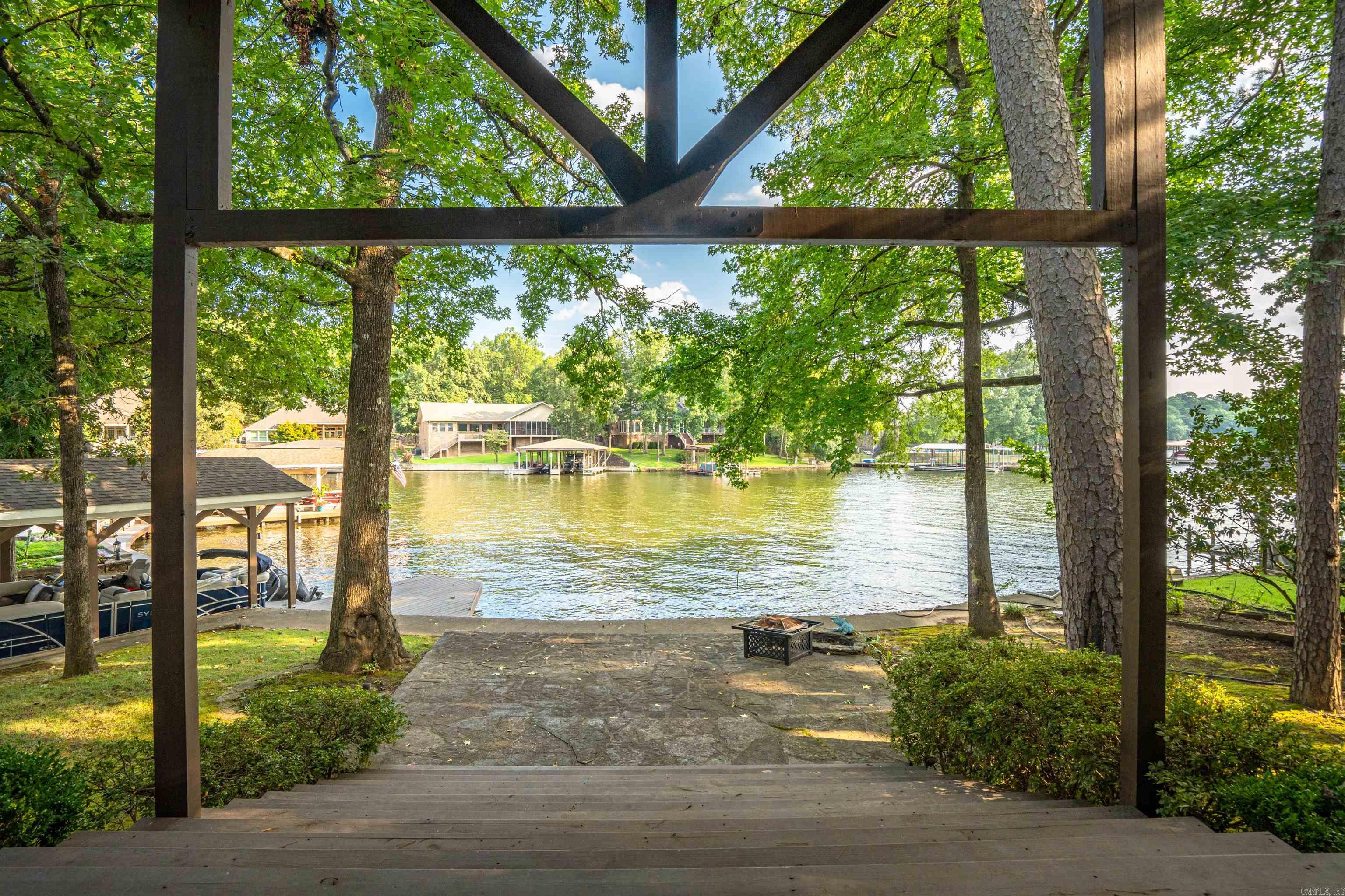 Driftwood Point - Residential