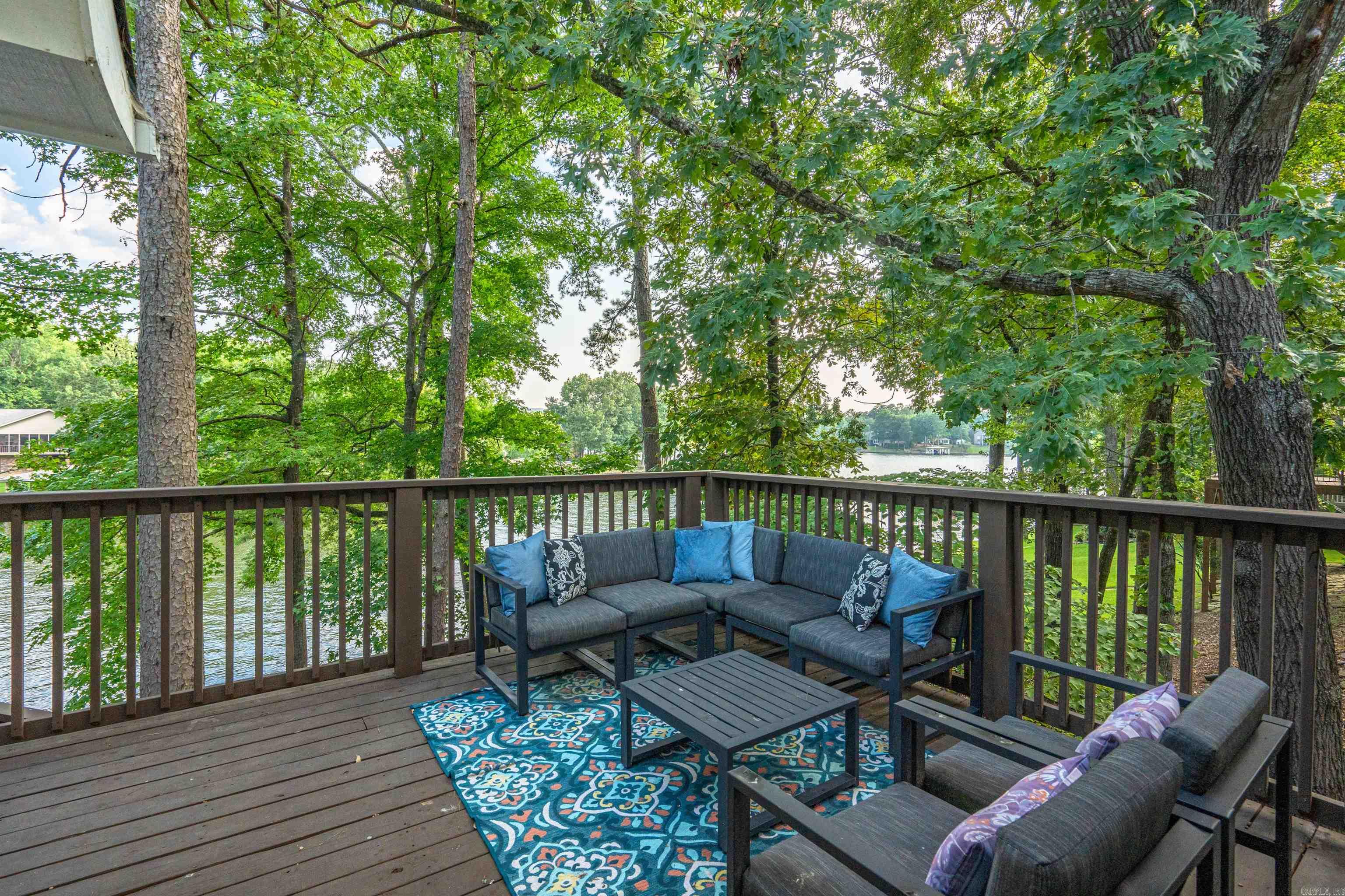 Driftwood Point - Residential