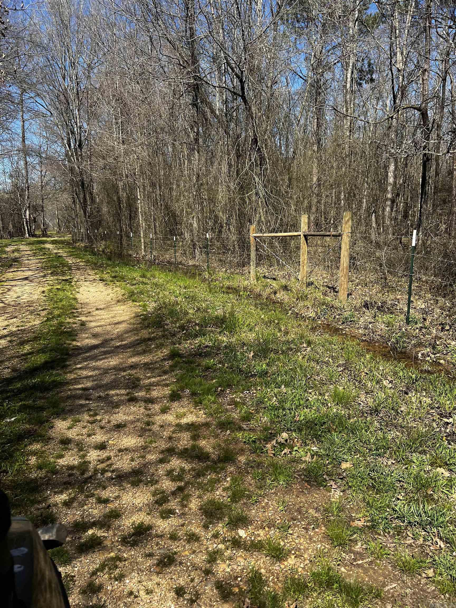 Metes & Bounds - Land