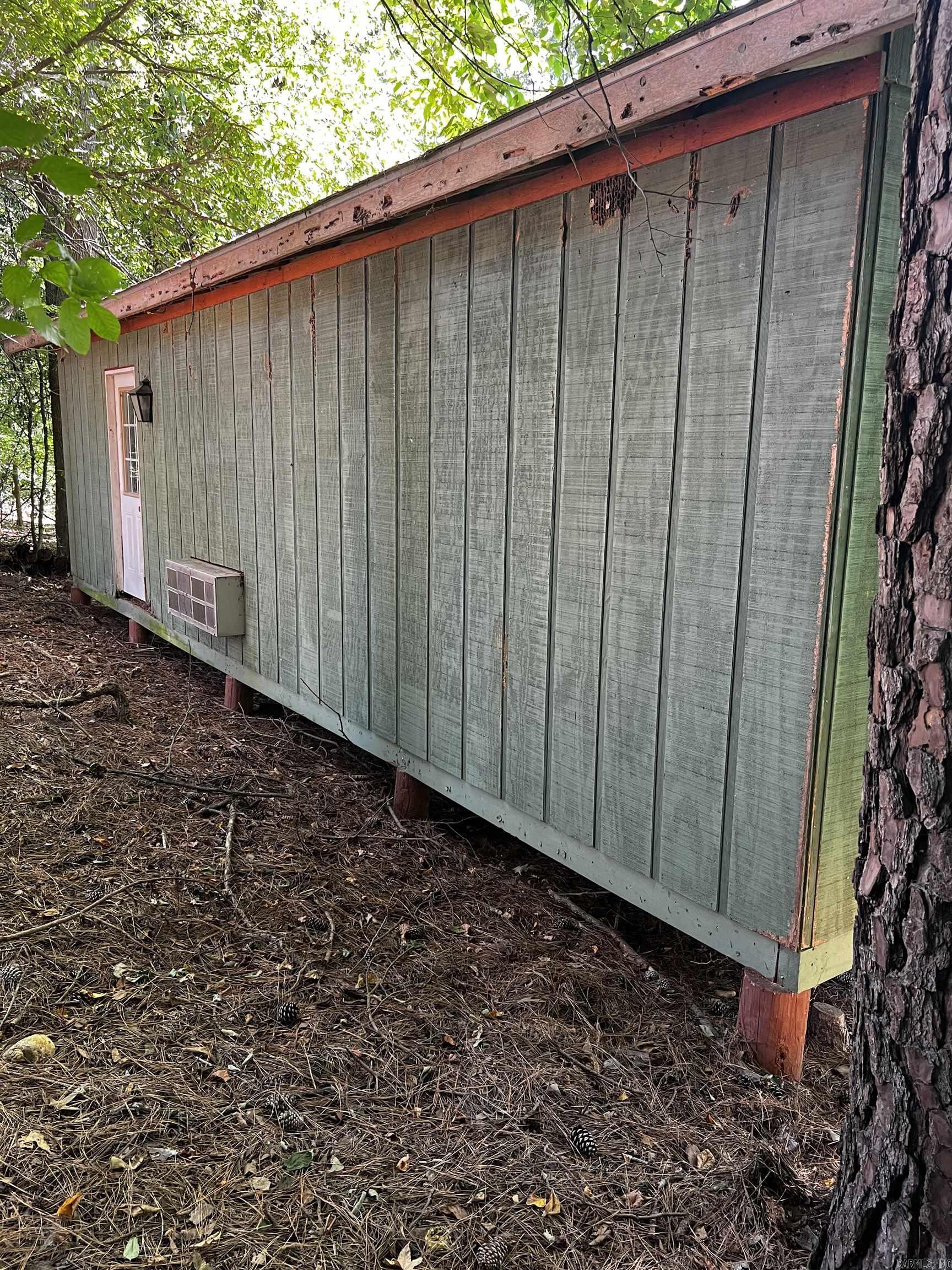 Metes & Bounds - Land