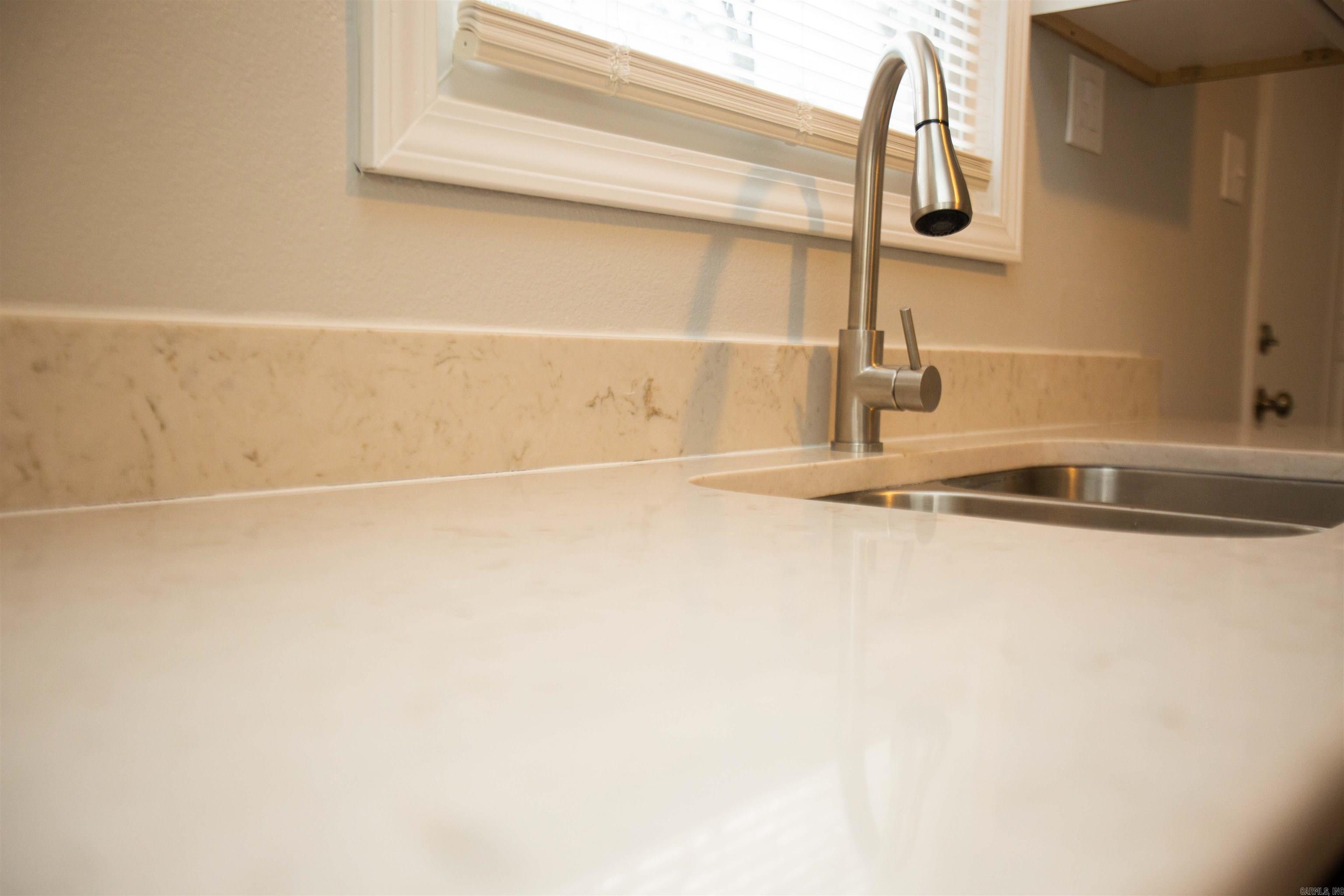 Kinsworthy & Henderson - Residential Lease