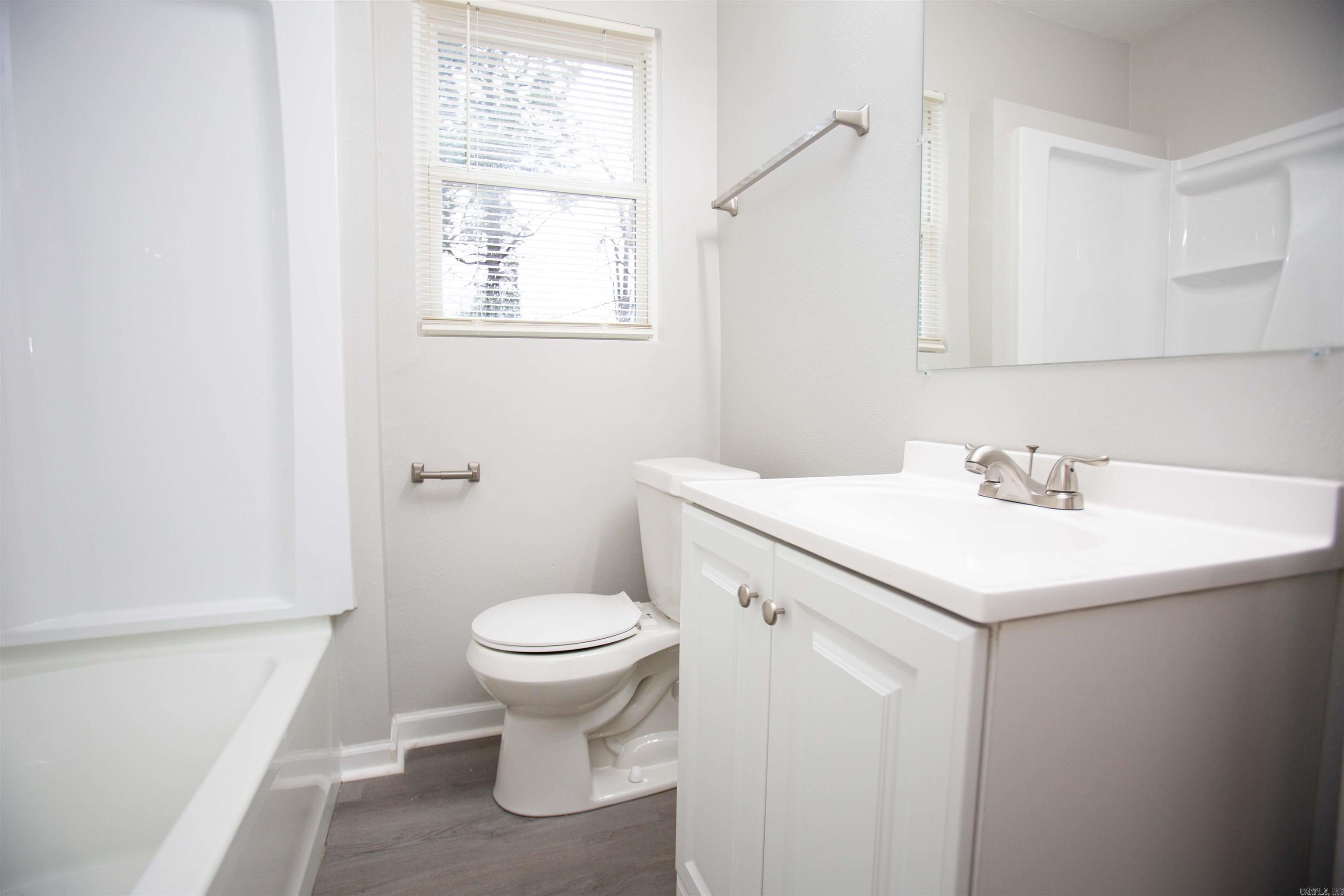 Kinsworthy & Henderson - Residential Lease