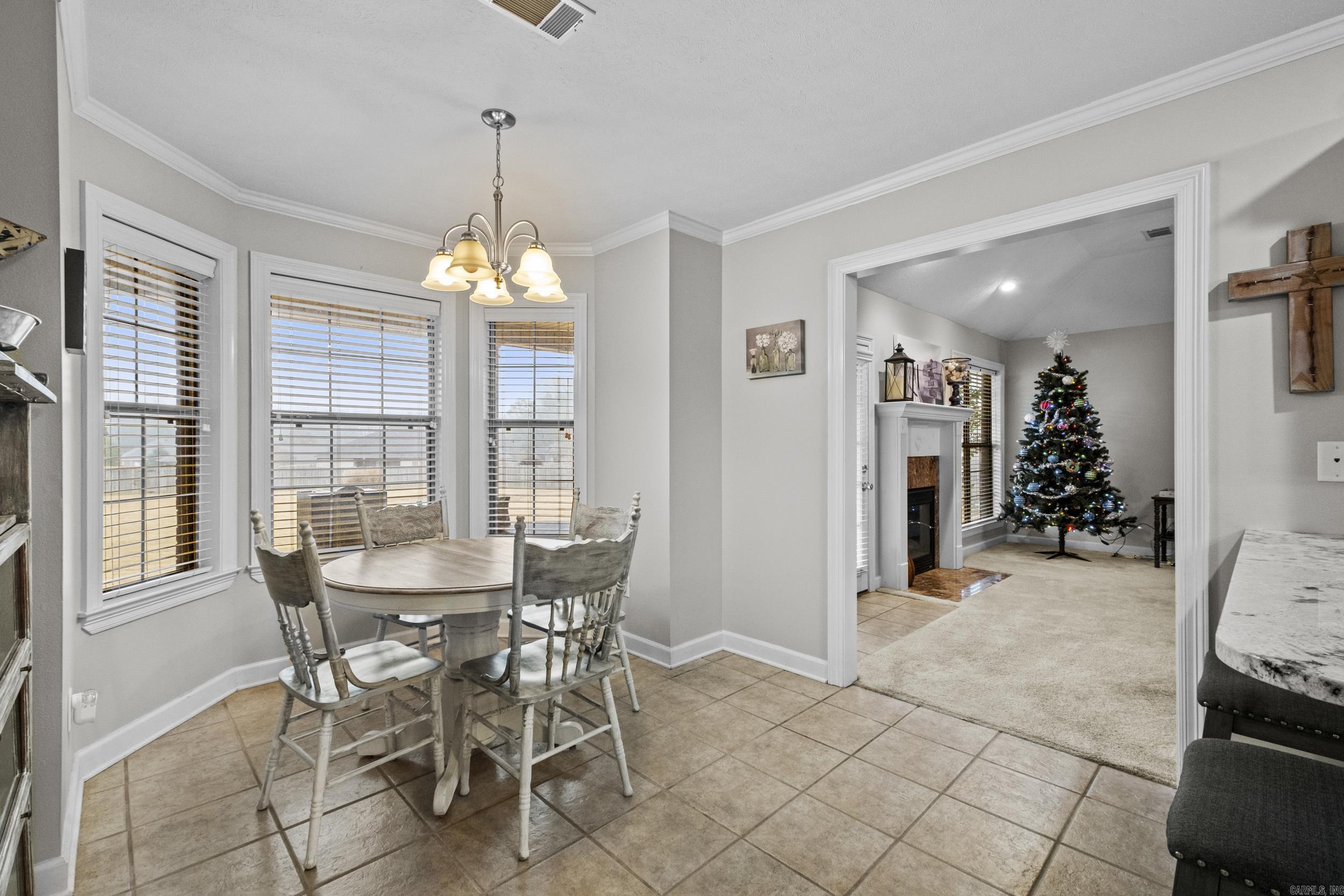 ROYAL OAKS - Residential