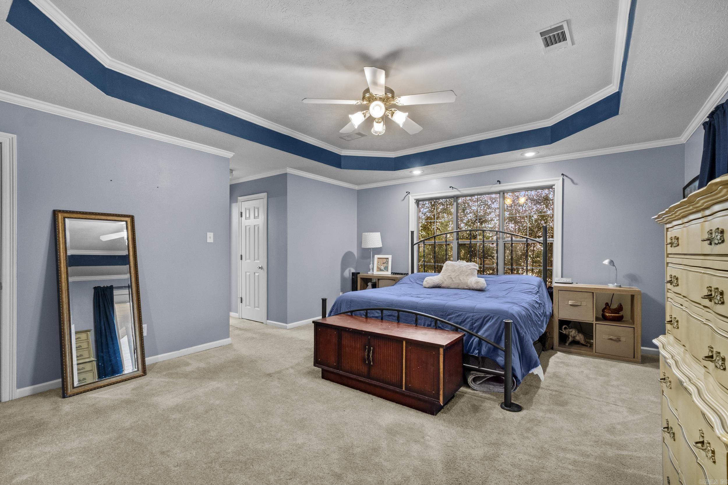 ROYAL OAKS - Residential