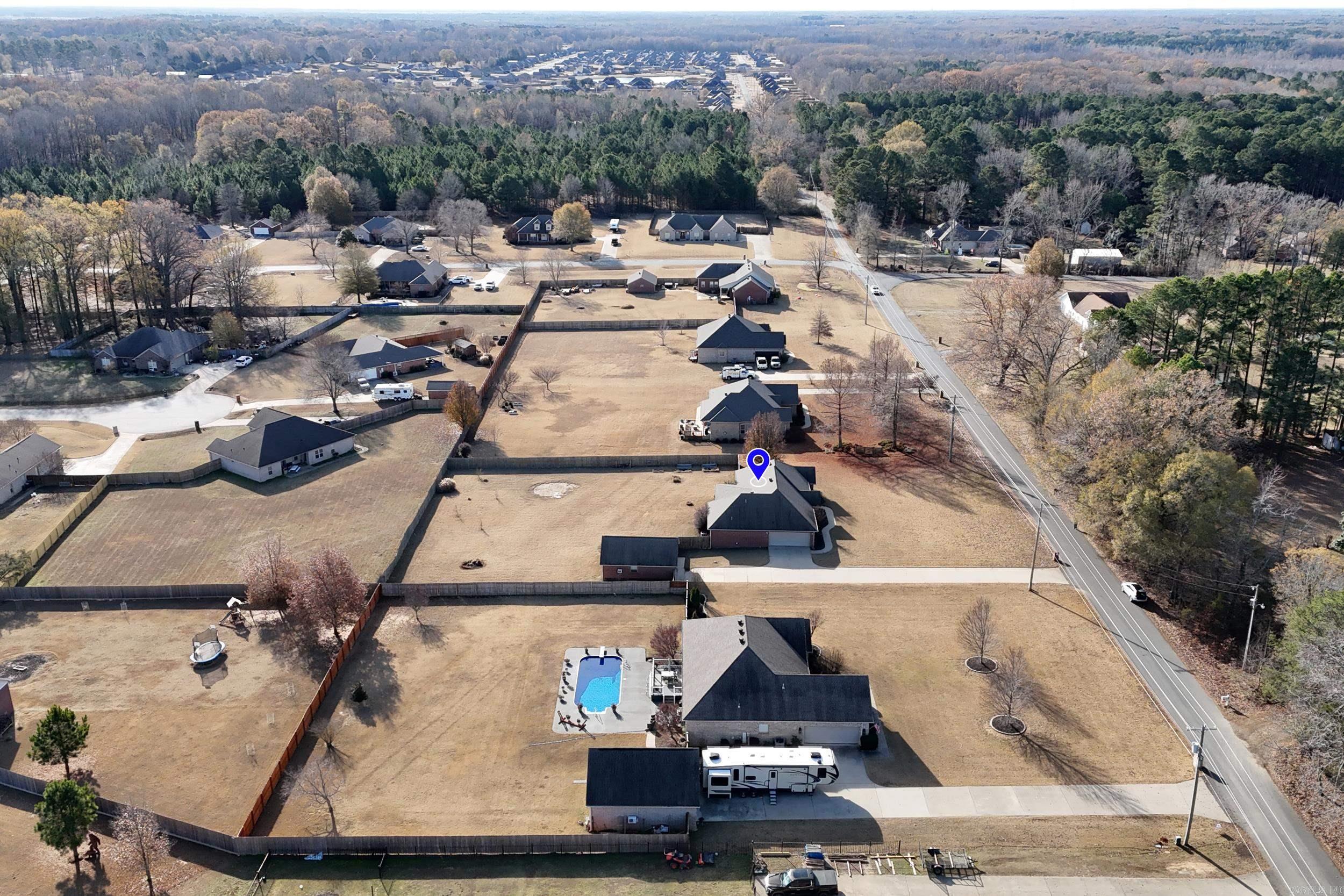 ROYAL OAKS - Residential