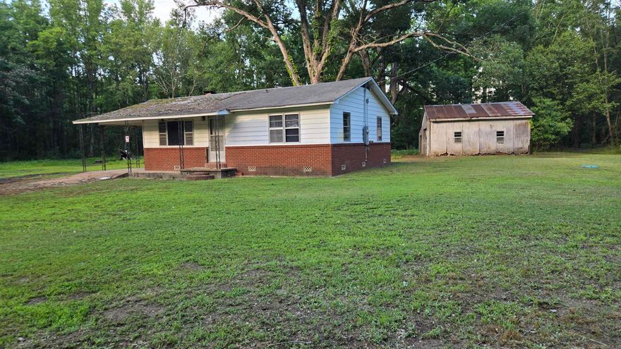 ?? Endless Possibilities Await on 18 Acres! Escape to the quiet charm of the countryside with this rare opportunity to own 18 acres of land. Tucked just far enough from the hustle, the property features a cozy 2-bedroom, 1-bathroom home that’s ready for renovation — offering a blank canvas to craft your dream retreat, investment project, or homestead.  18 Acres of Land: Ideal for farming, recreational use, or future development  2 Bed / 1 Bath House: A small footprint with potential for expansion or a stylish rehab  Private & Peaceful Setting: Surrounded by mature trees and open space  Utilities Already Onsite: Water and electricity connections in place  Easy Access: Conveniently located near local roads and town amenities  Whether you're a visionary renovator, outdoor enthusiast, or someone yearning for a quiet slice of nature, this property has the bones and the space to become something extraordinary.  Bring your imagination—and your toolbelt.