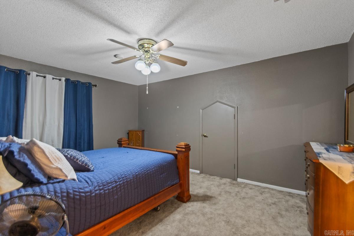 FORREST HILL - Residential