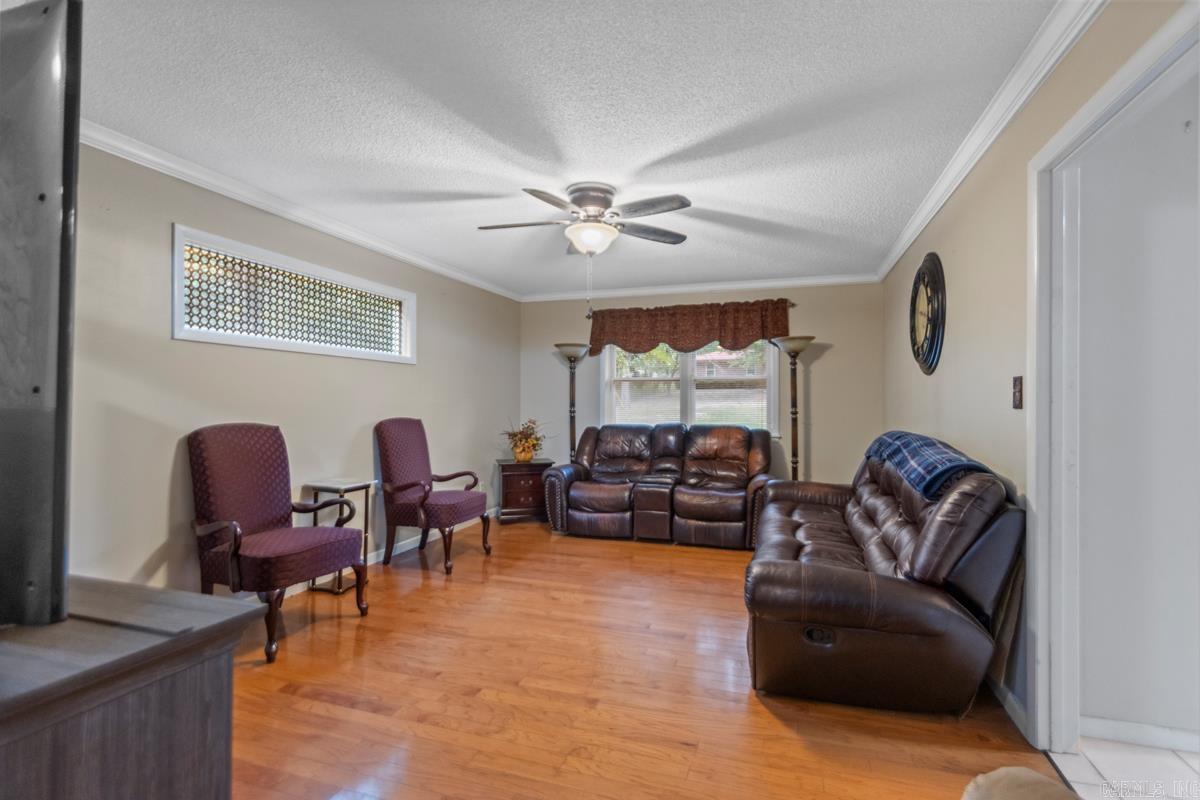 FORREST HILL - Residential