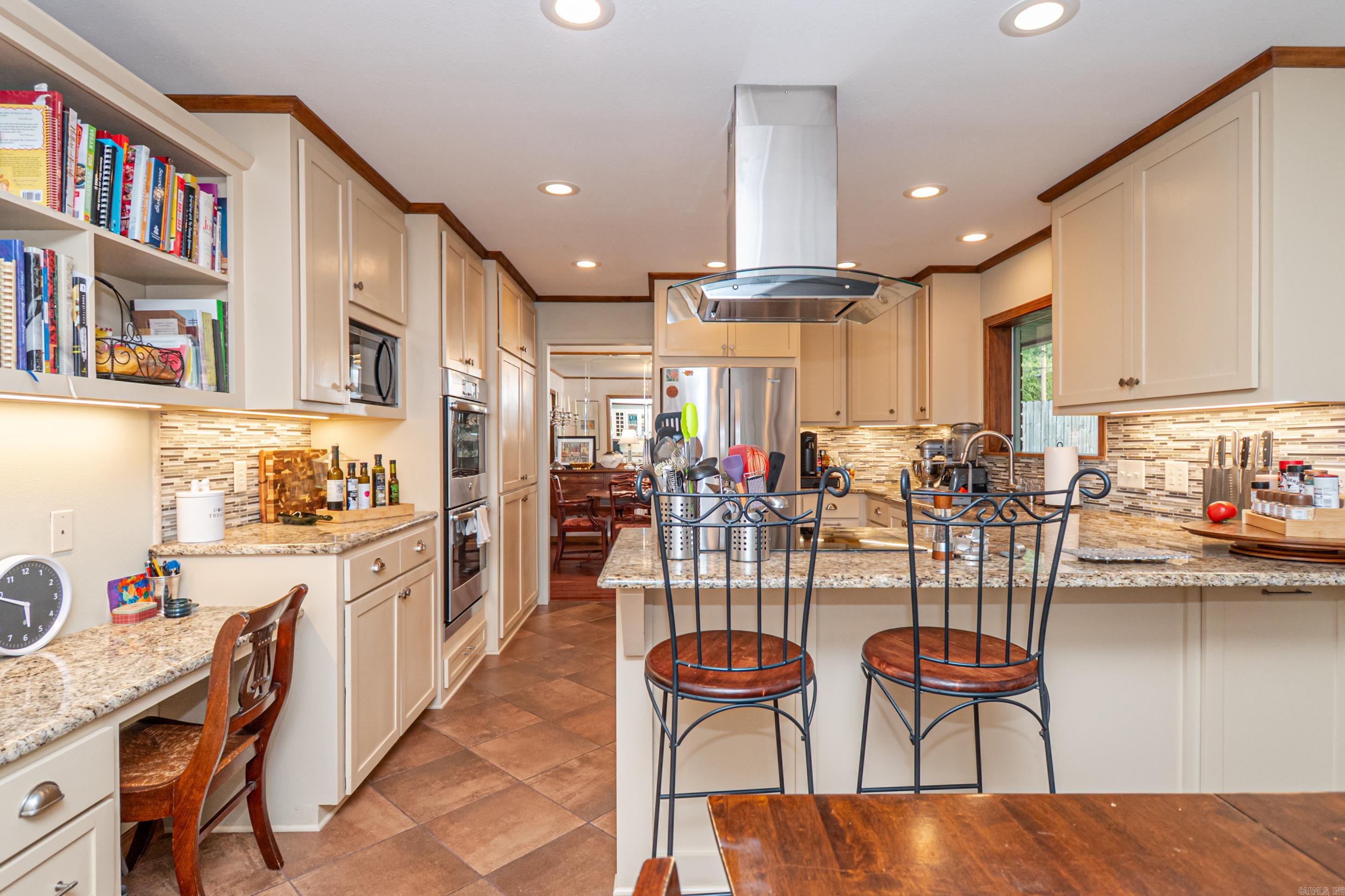 THOMPSON HEIGHTS 4TH S-D - Residential