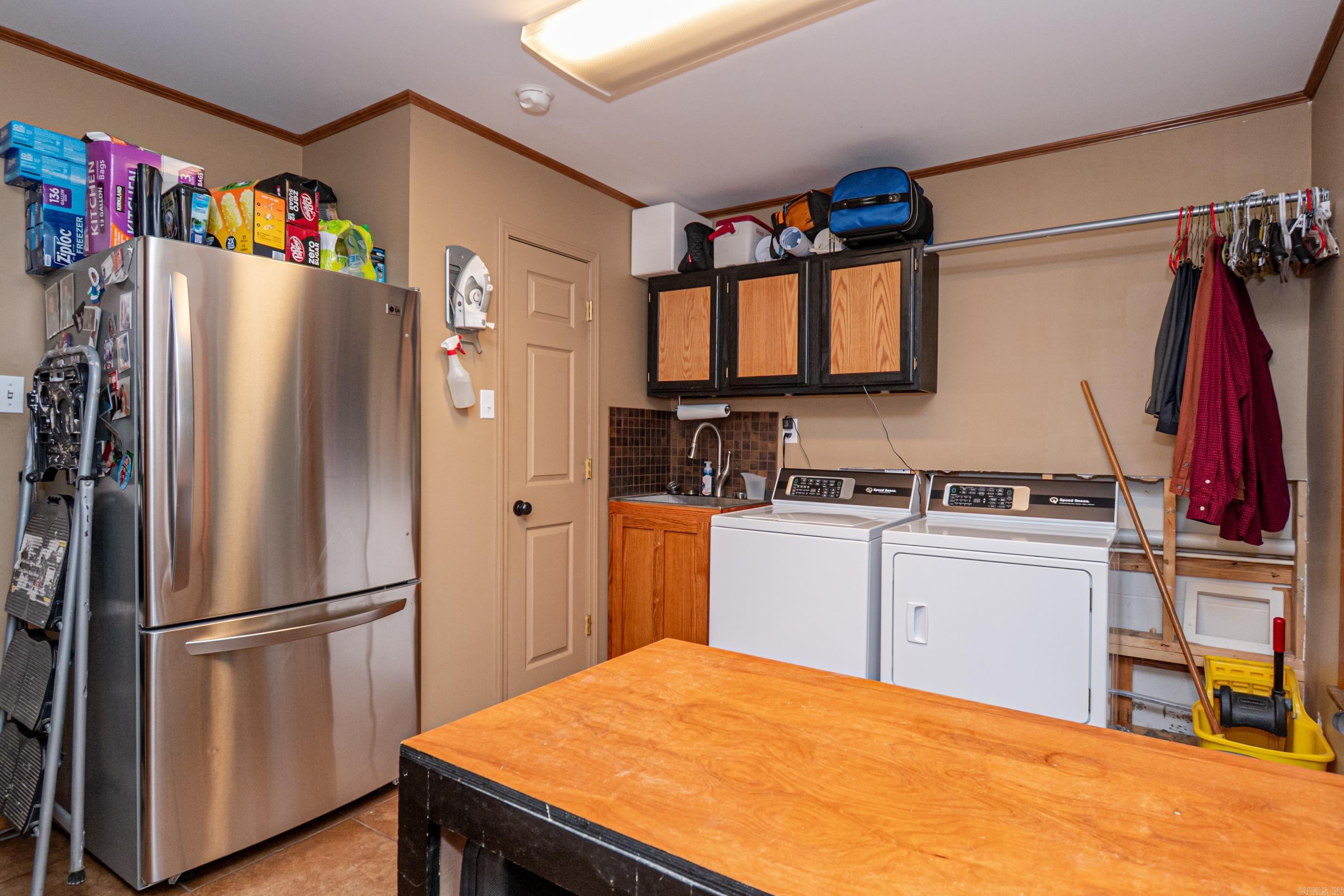 THOMPSON HEIGHTS 4TH S-D - Residential