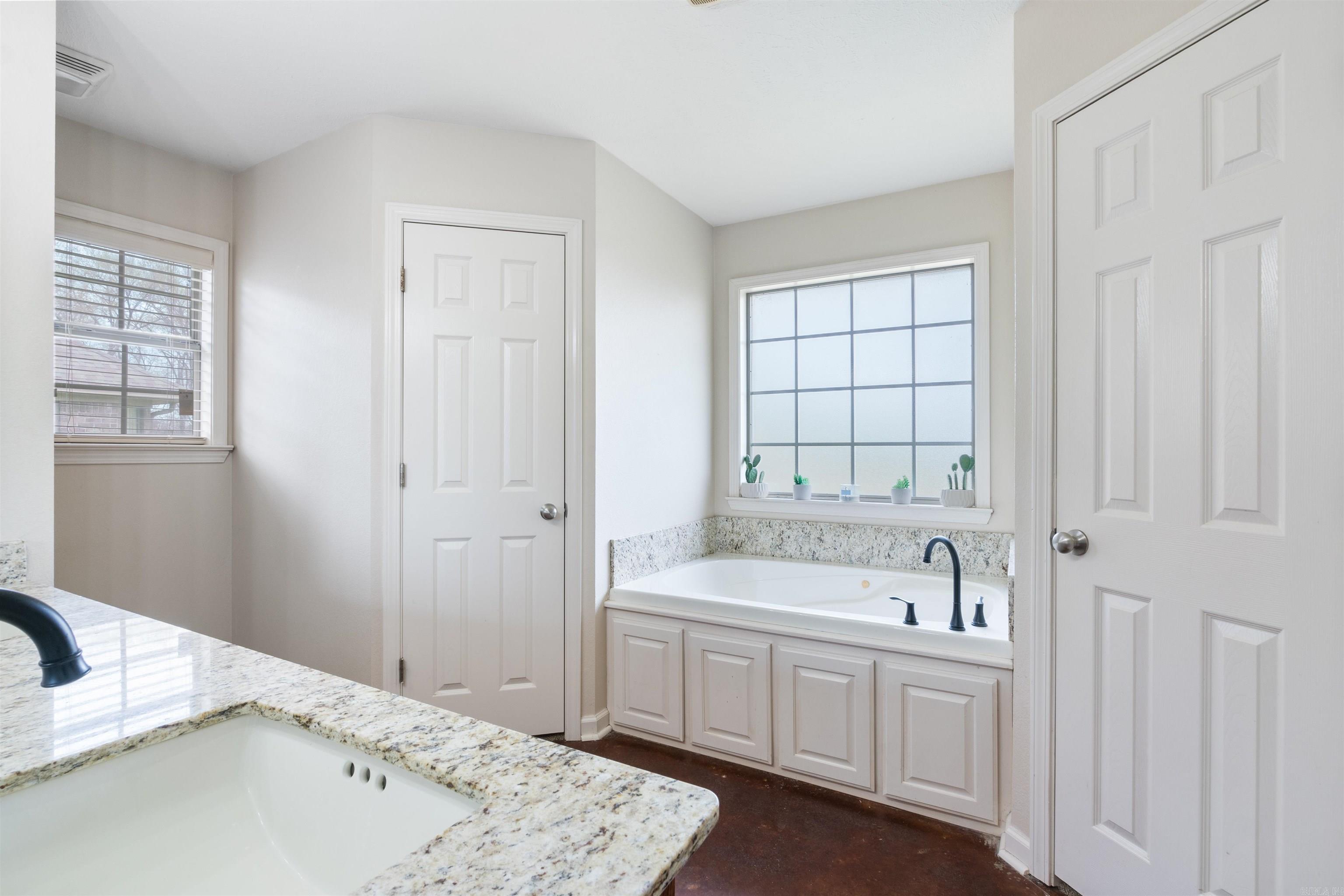 HUNTER HEIGHTS - Residential