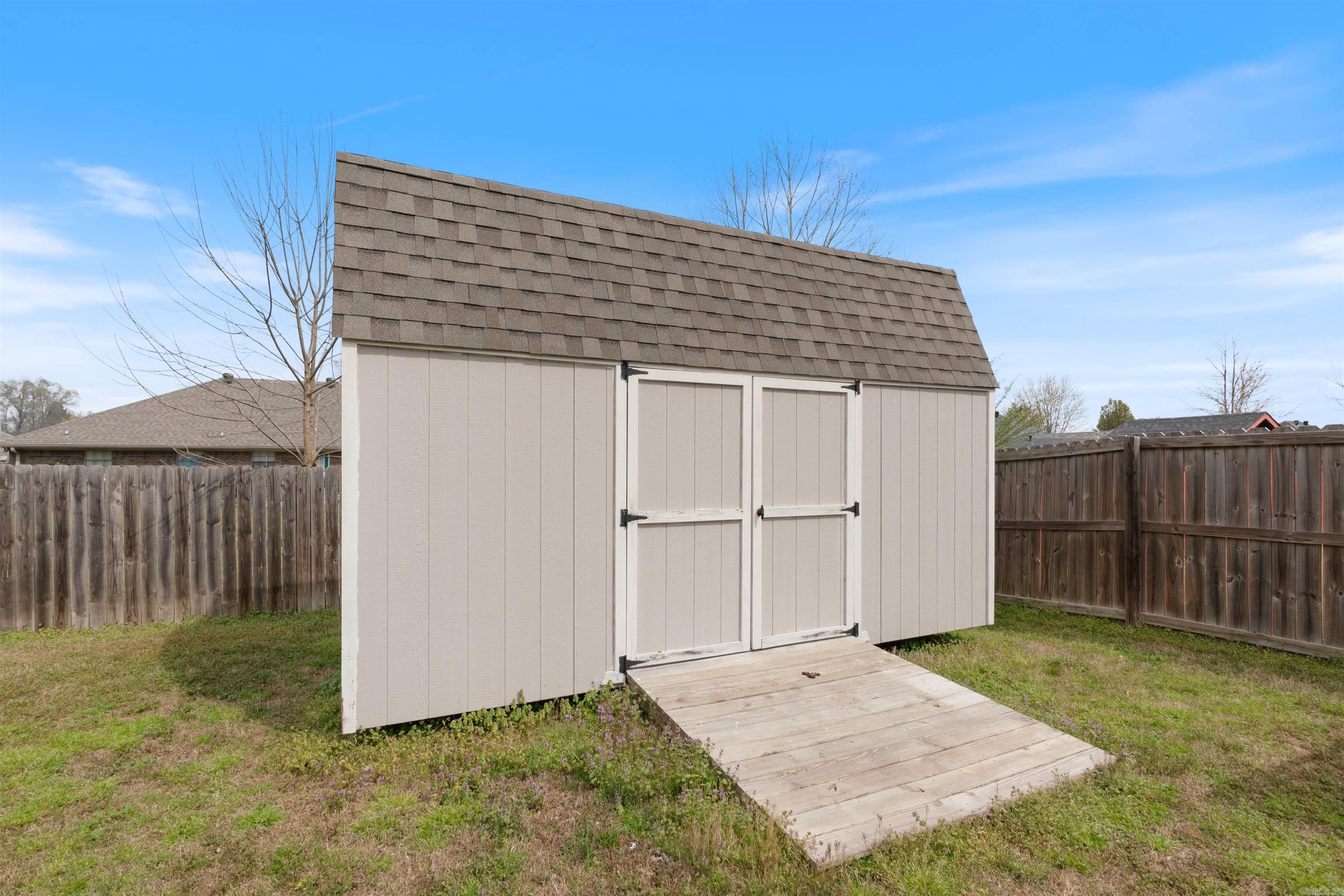 HUNTER HEIGHTS - Residential