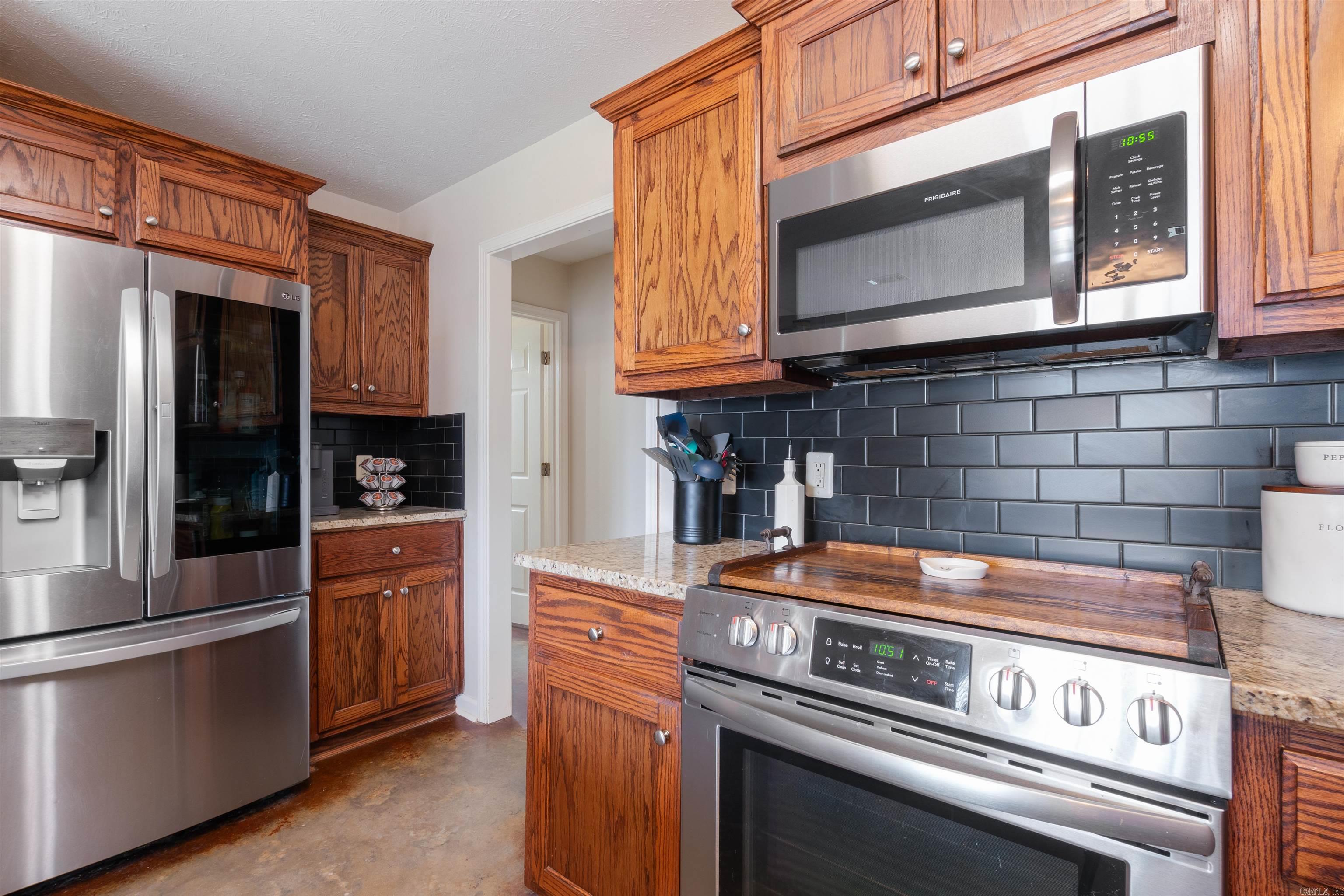 HUNTER HEIGHTS - Residential