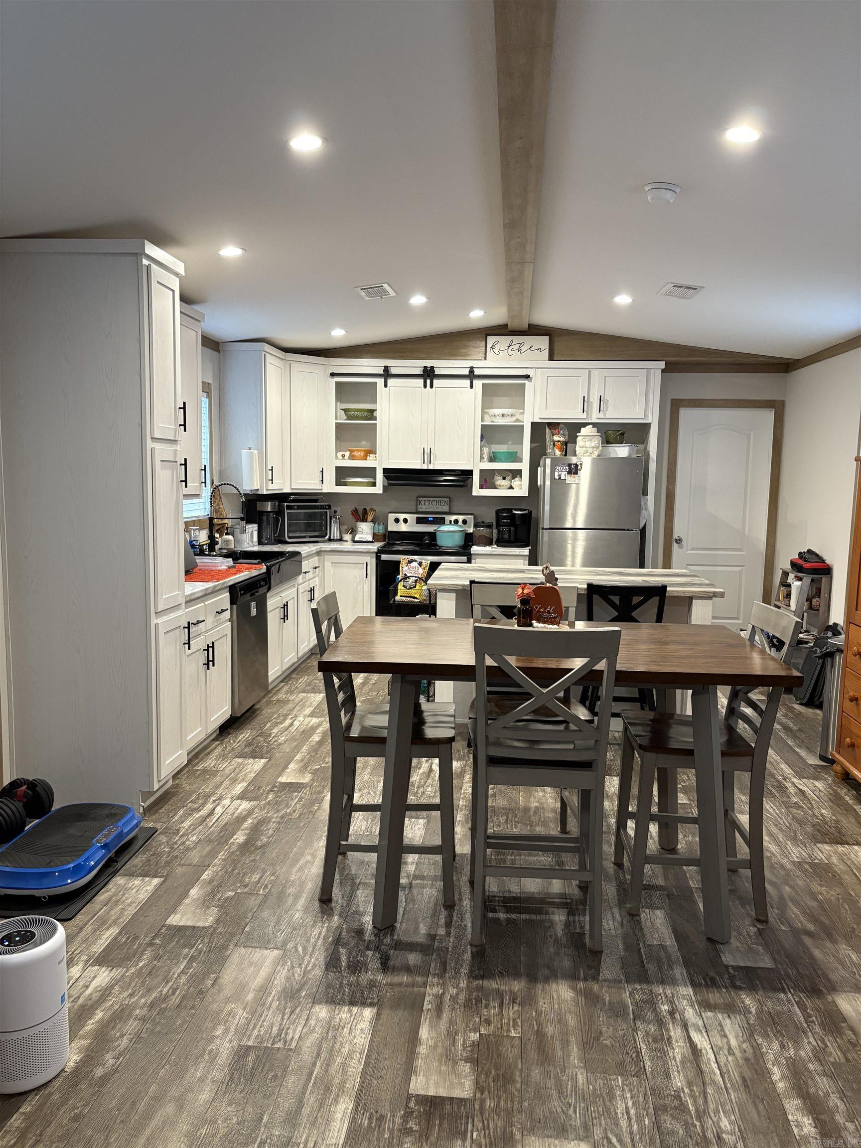 MC BRYDE ACRES - Residential