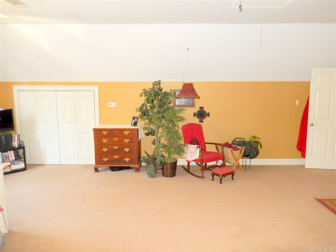 CITY OF LR L1 - Residential