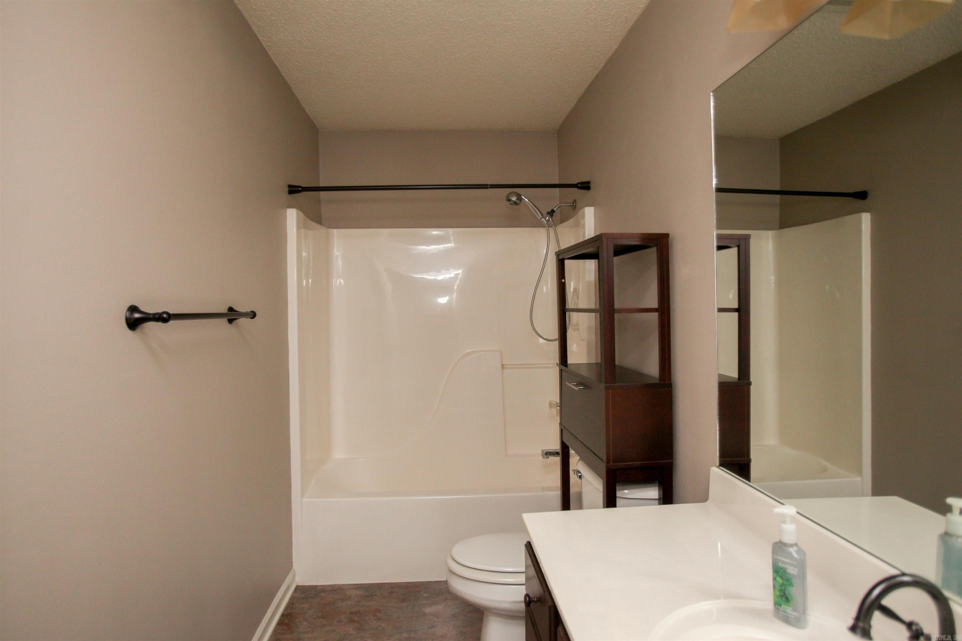 Cedar Ridge Estates - Residential Lease