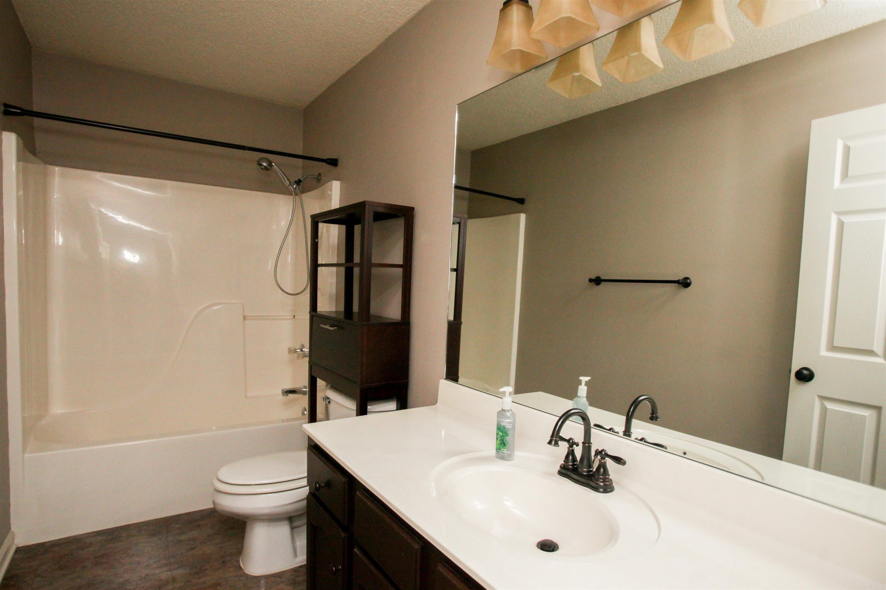 Cedar Ridge Estates - Residential Lease