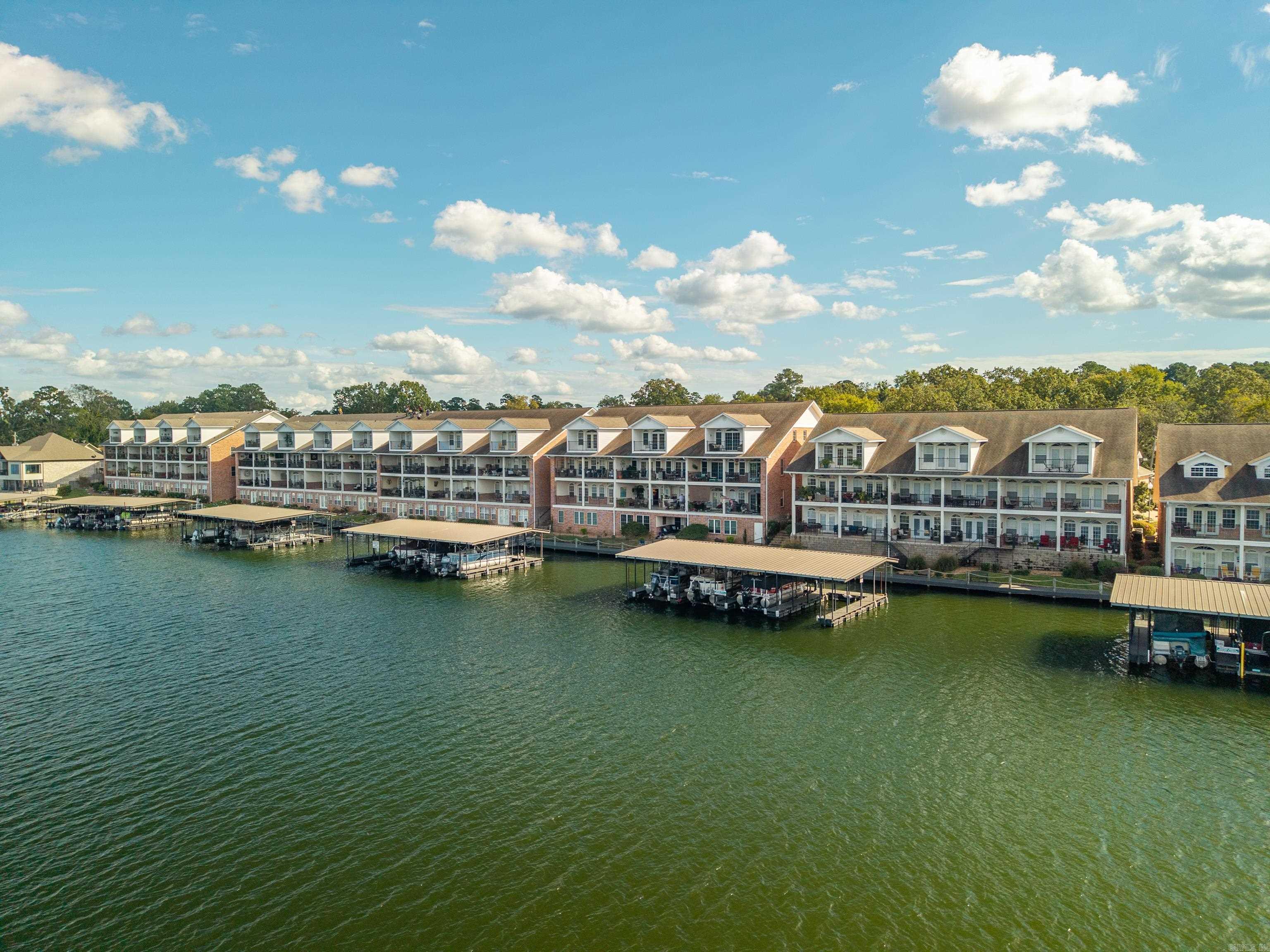 Lakeland Harbor Phase 1 - Residential