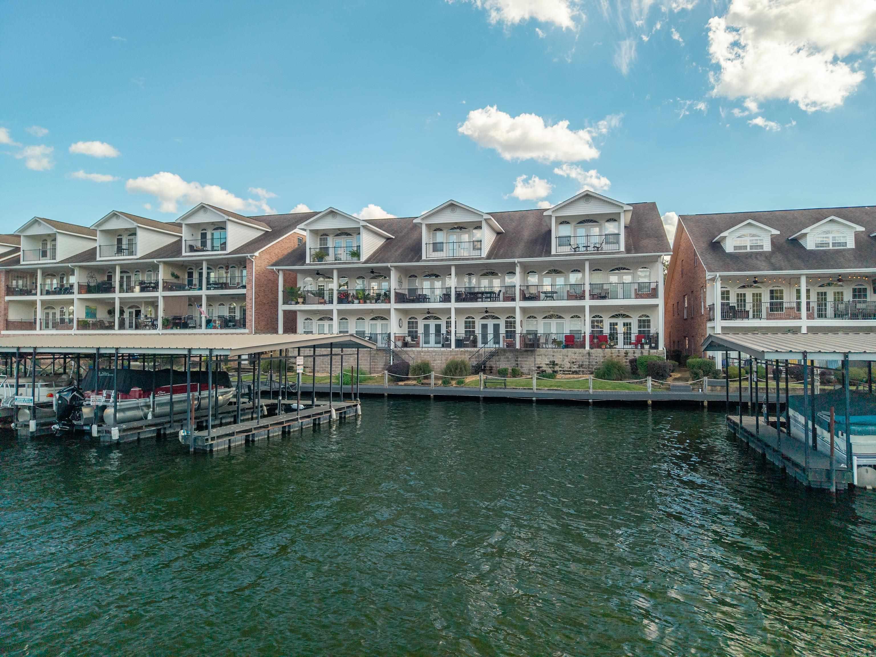 Lakeland Harbor Phase 1 - Residential