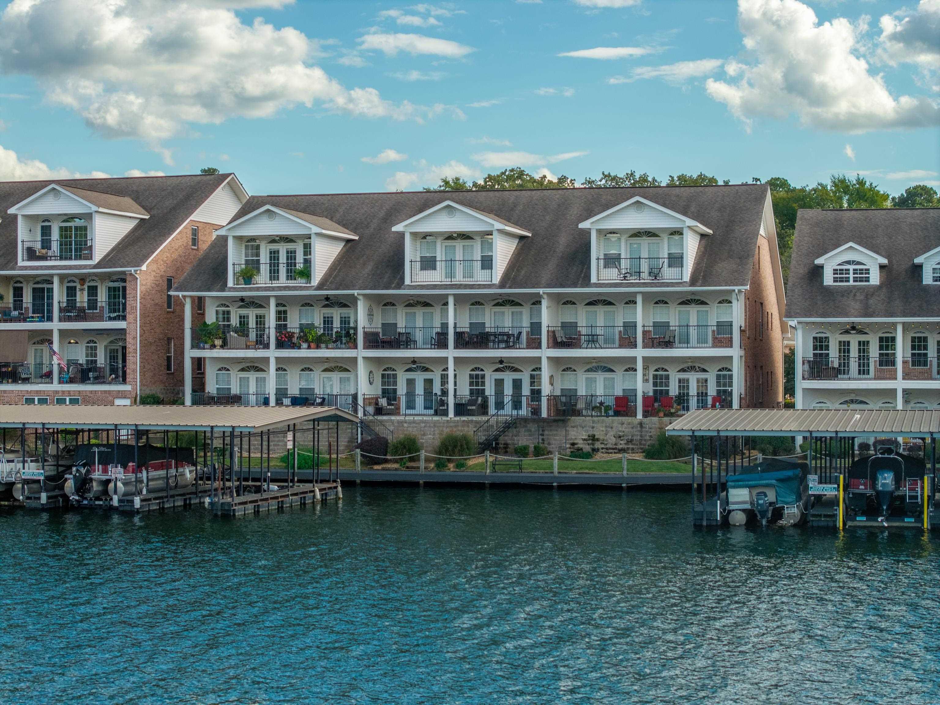 Lakeland Harbor Phase 1 - Residential