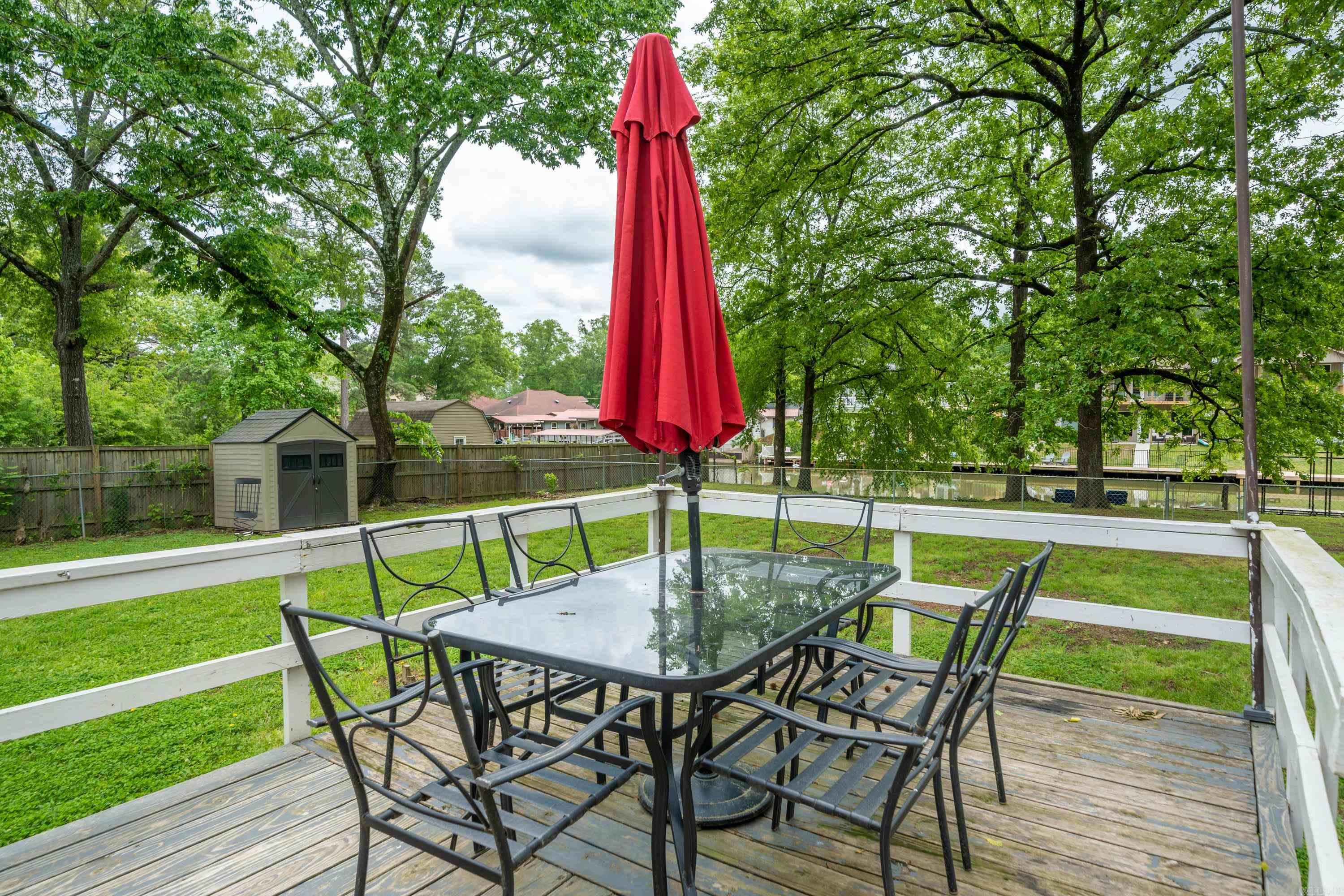 Lake Aire - Residential