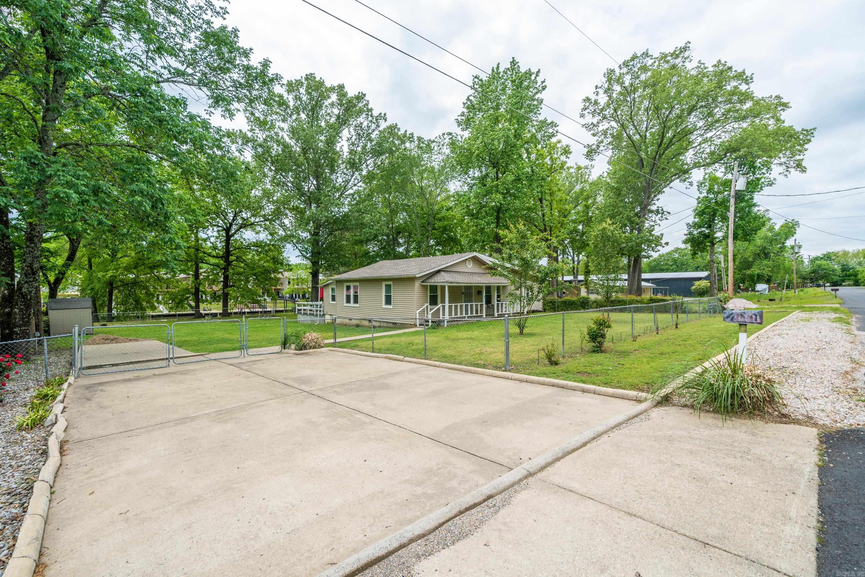 Lake Aire - Residential