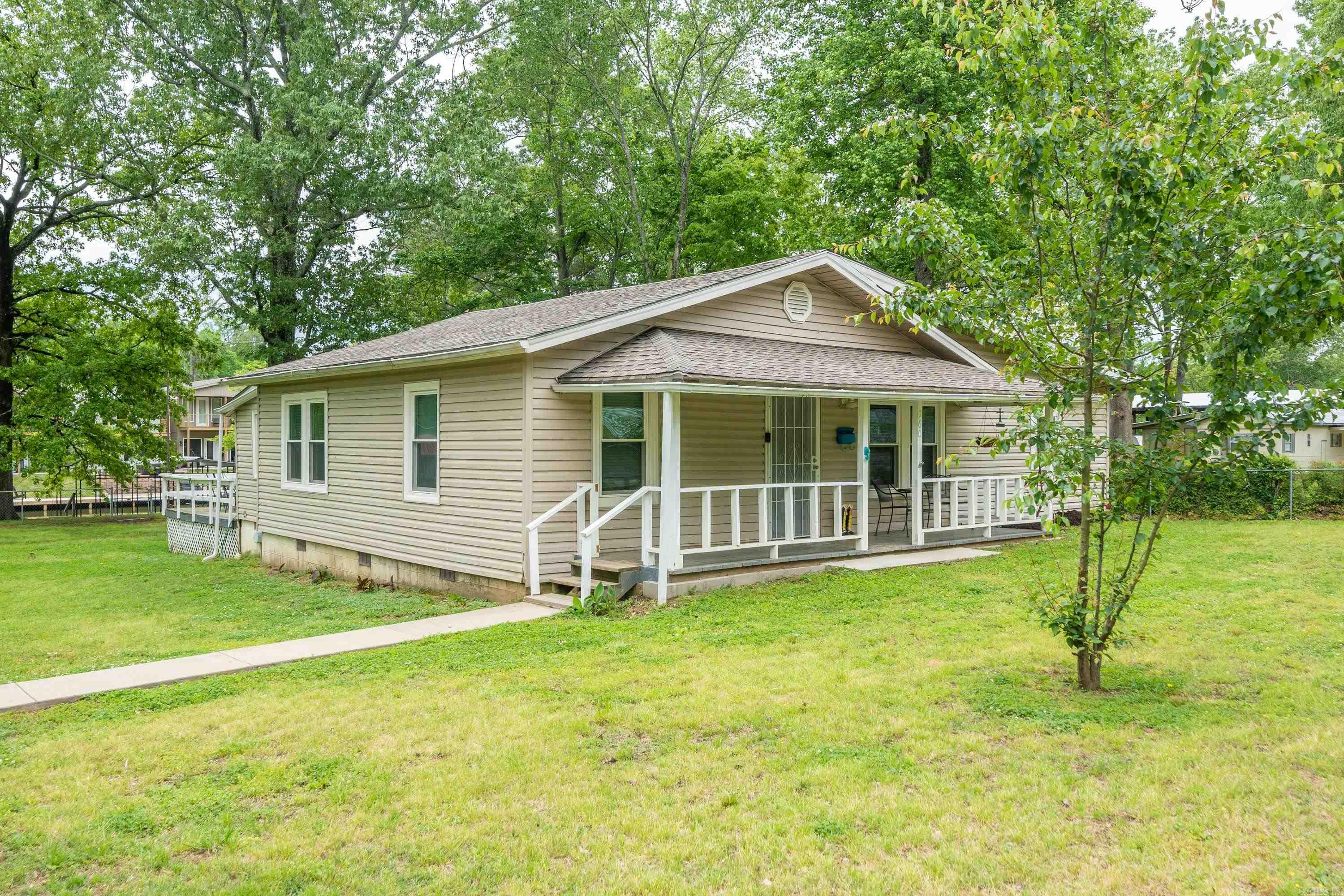 Lake Aire - Residential