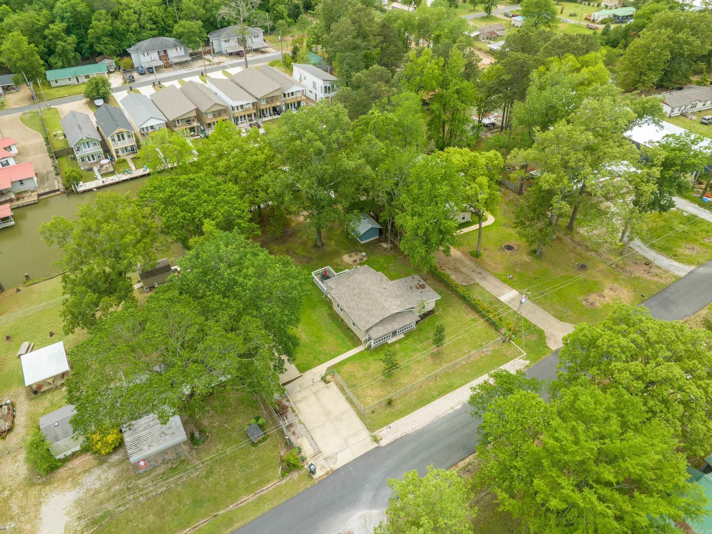 Lake Aire - Residential