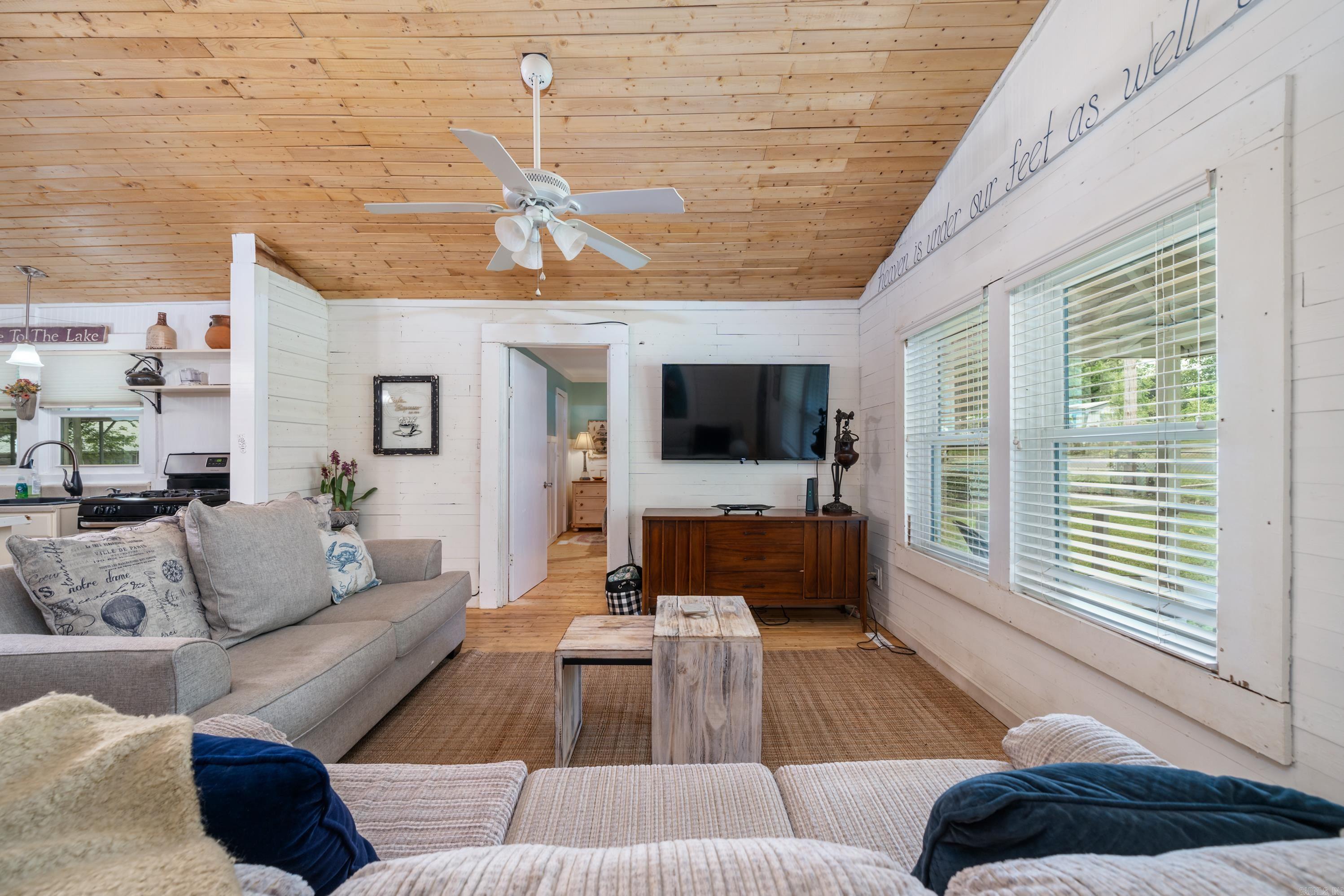 Lake Aire - Residential