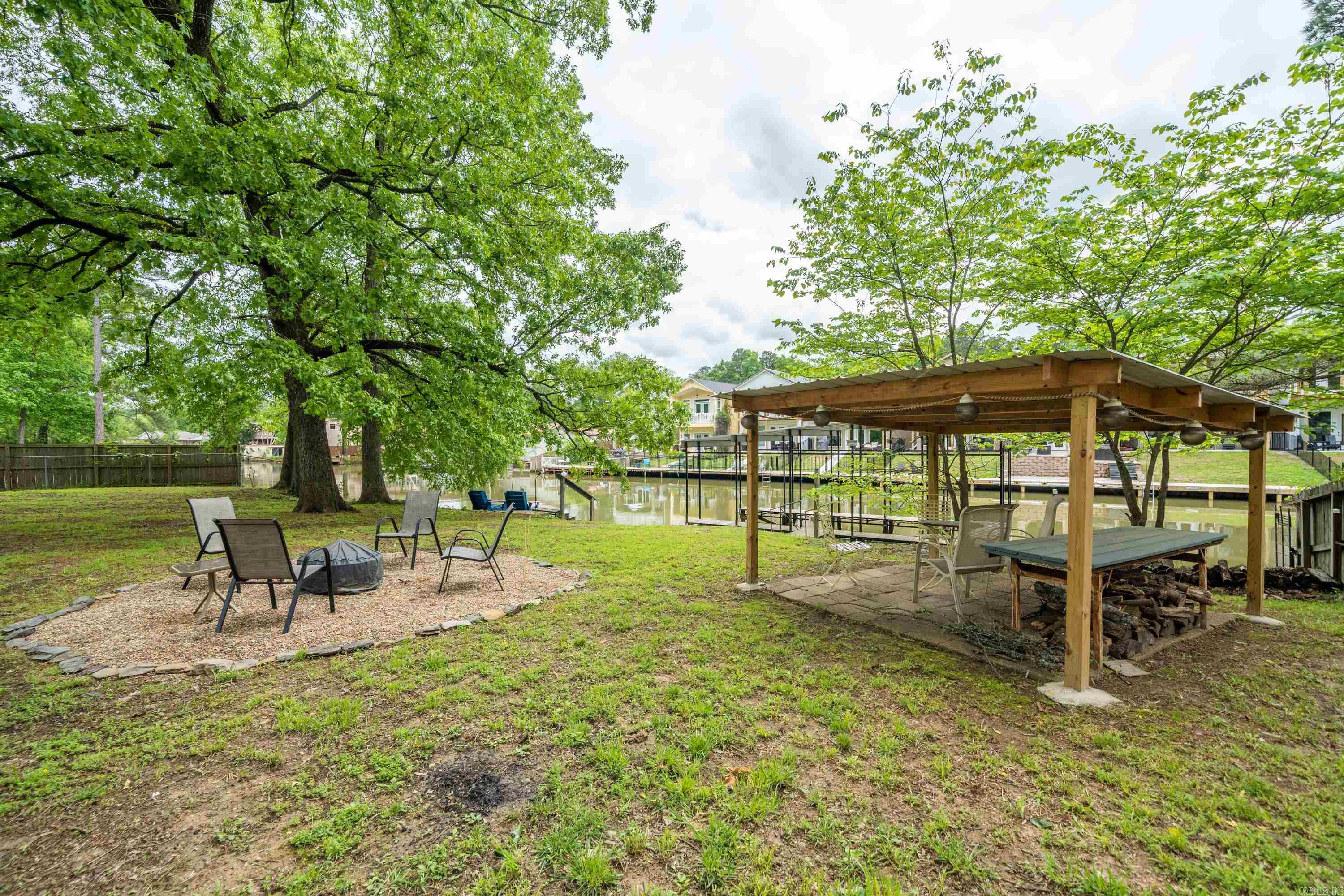 Lake Aire - Residential