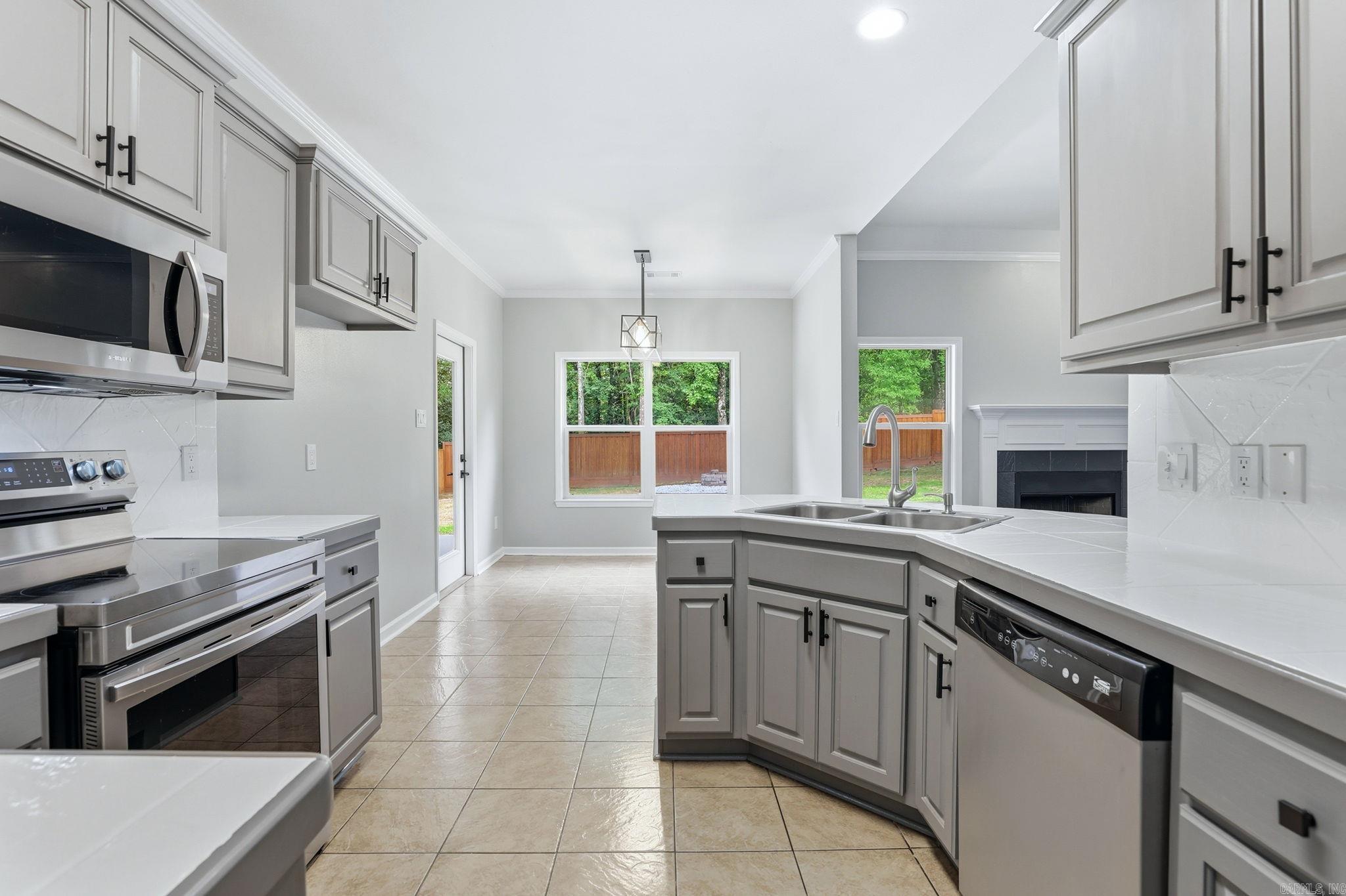 CLOVER HILL - Residential