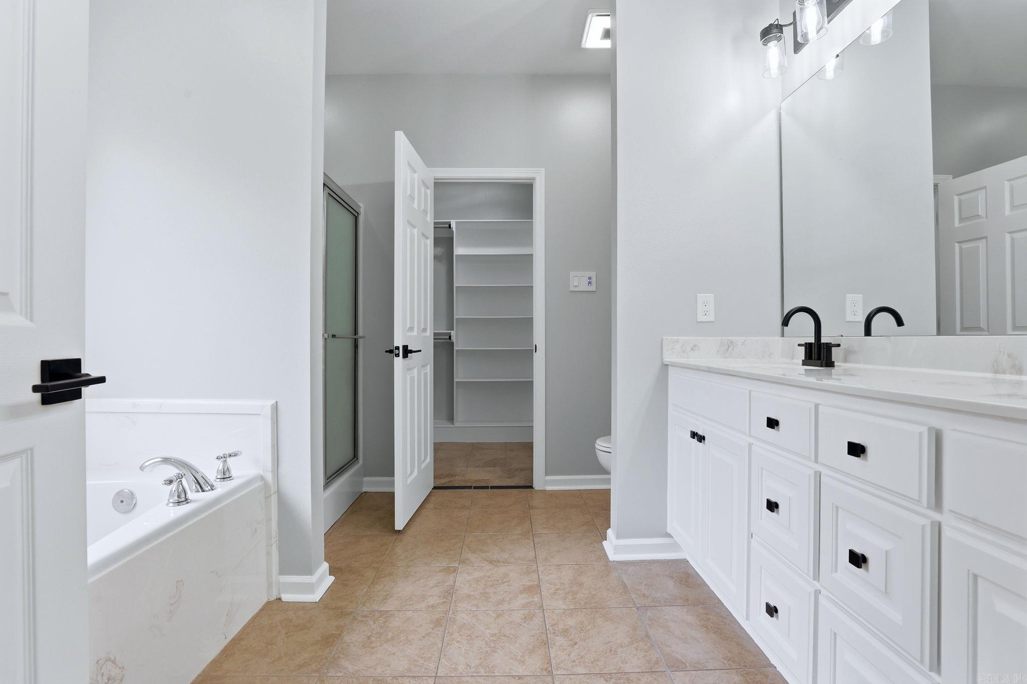CLOVER HILL - Residential