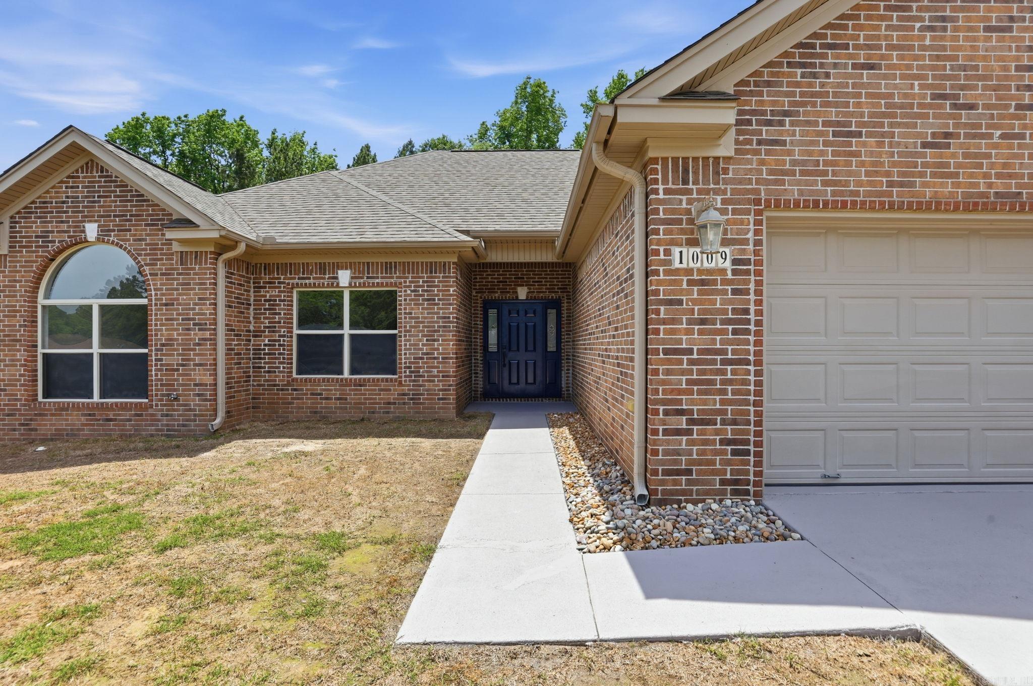 CLOVER HILL - Residential