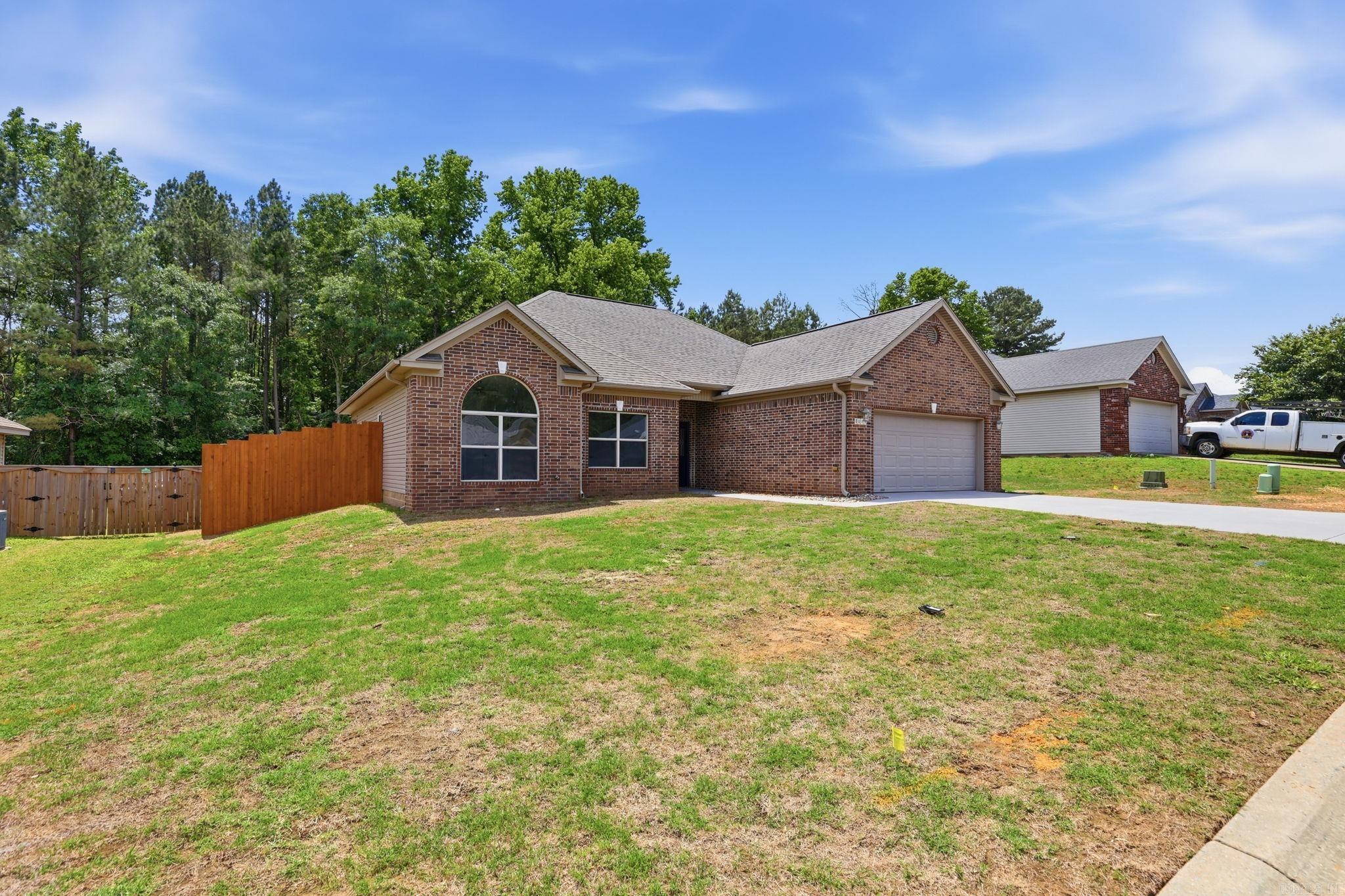 CLOVER HILL - Residential