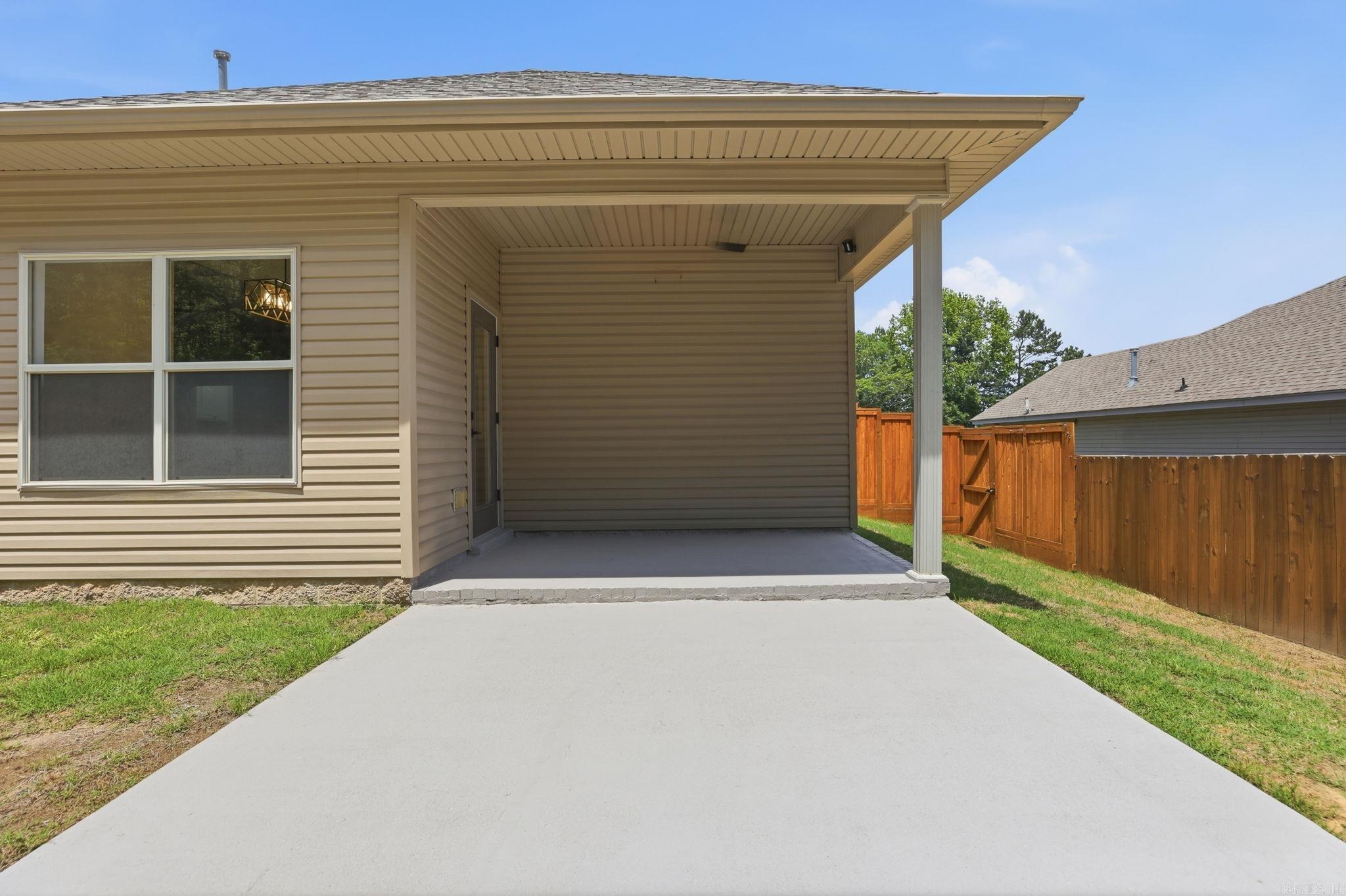 CLOVER HILL - Residential