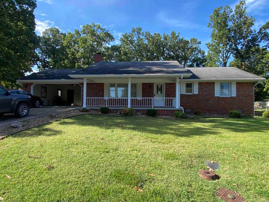 Beautifully maintained fully brick home located minutes from the heart of Mountain Home. Enjoy all the conveniences of work, shopping and dining that Mountain Home has to offer while being nestled on a quiet cul-de-sac drive. This home has a wood burning fireplace, newer roof, sprinkler system for both front and back yards, newer garage door and opener, and newer heat pump. Watch the seasons go by in the comfort of the enclosed back porch. This is the home you have been looking for!