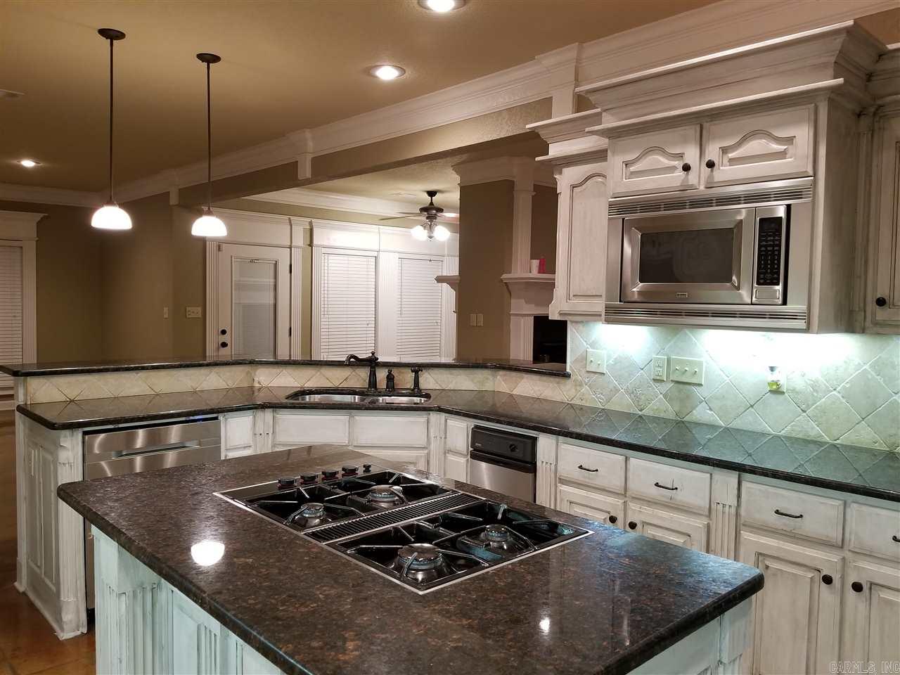 MILLERS CROSSING - Residential Lease