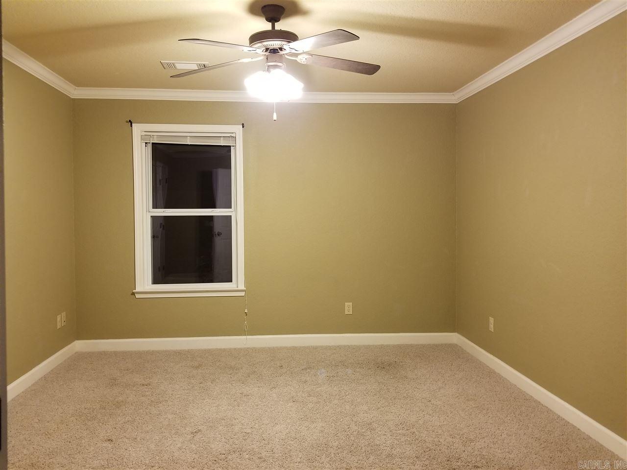 MILLERS CROSSING - Residential Lease